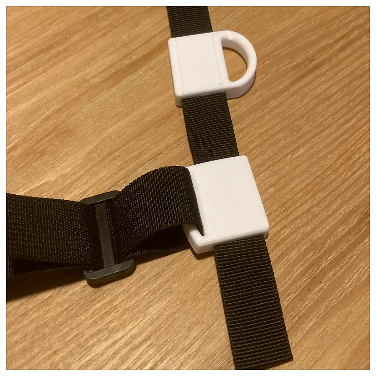 Backpack Belt Clip Phone Holder Key Chain Multi Purpose Accessory Hiking Camping Gear Outdoor Activity Attachment