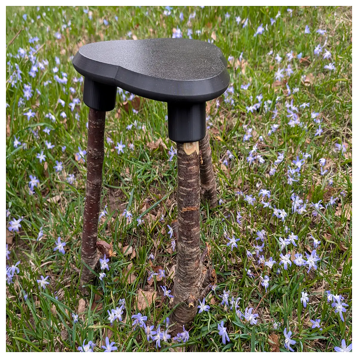 Folding Stool with Legs Portable Camping Seat Outdoor Leisure Stool Easy Carry Chair Mobile Seat