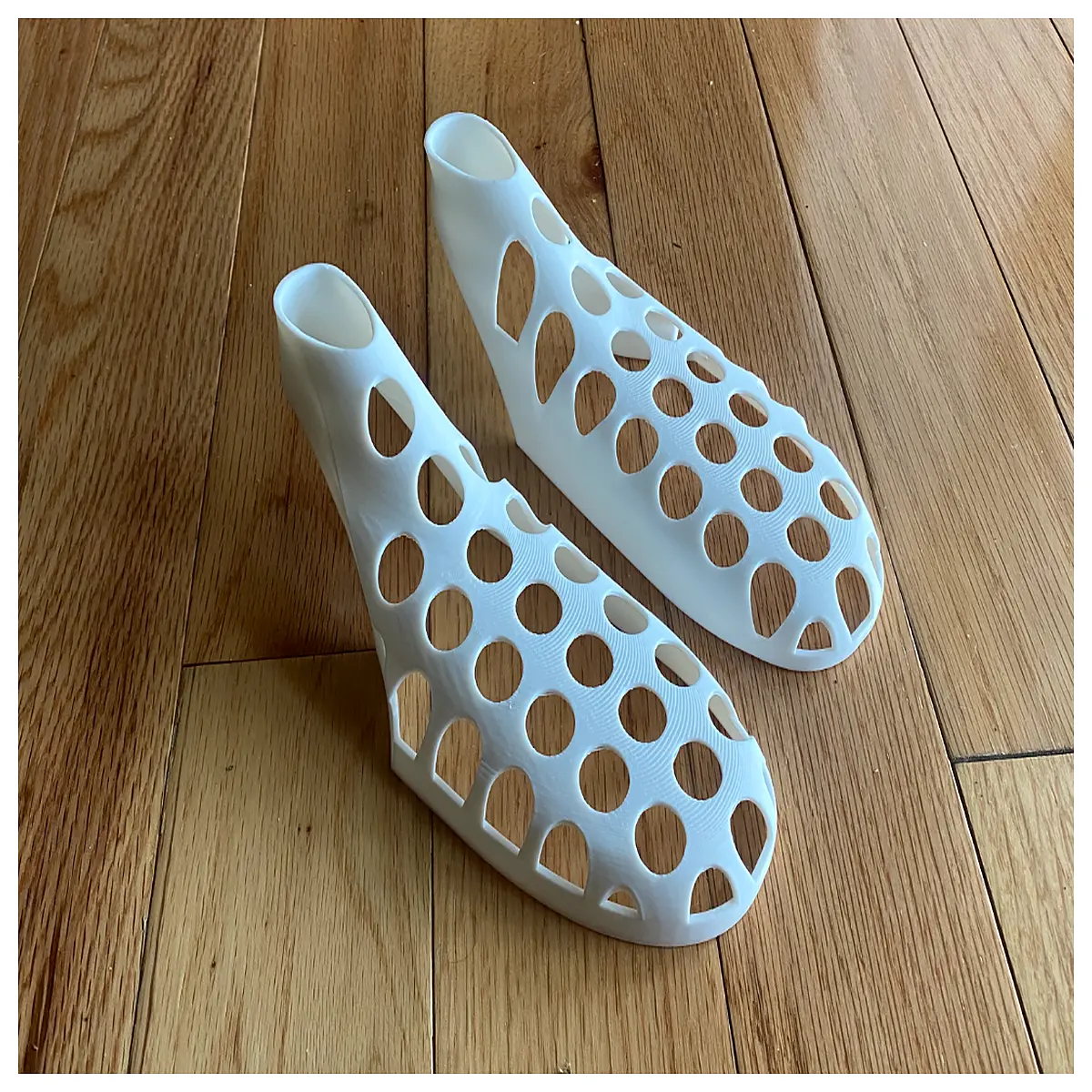 Shoe Stretcher Tool Support Putting On Shoes Assist Organization Storage Protection Space Saver Shoe Storage Tool