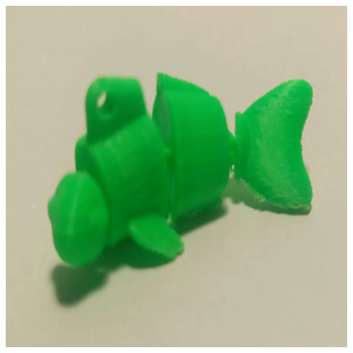 Fish Shaped Keychain Creative Design Hanging Decoration Car Accessory Phone Case Charm Fun Gift Keychains