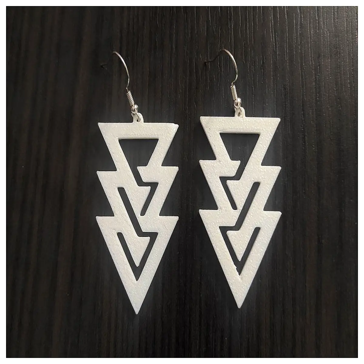 Voltage Drop Earrings Women s Noise Cancelling Earring Concert Stage Performance Low Frequency Earrings