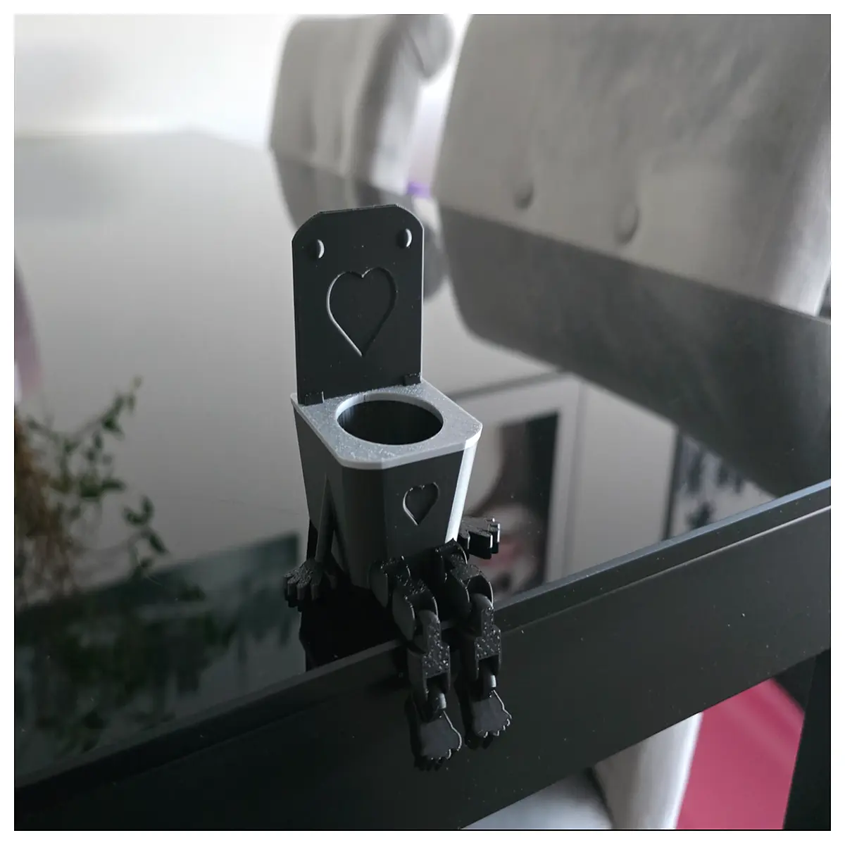 Mobile Joint Toilet Flexible Support Seat Enhanced Comfort Bathroom Accessories
