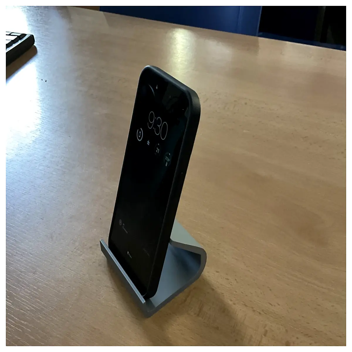 adjustable tilted phone for desk angled holder for hands viewing angle non slip base tablet support