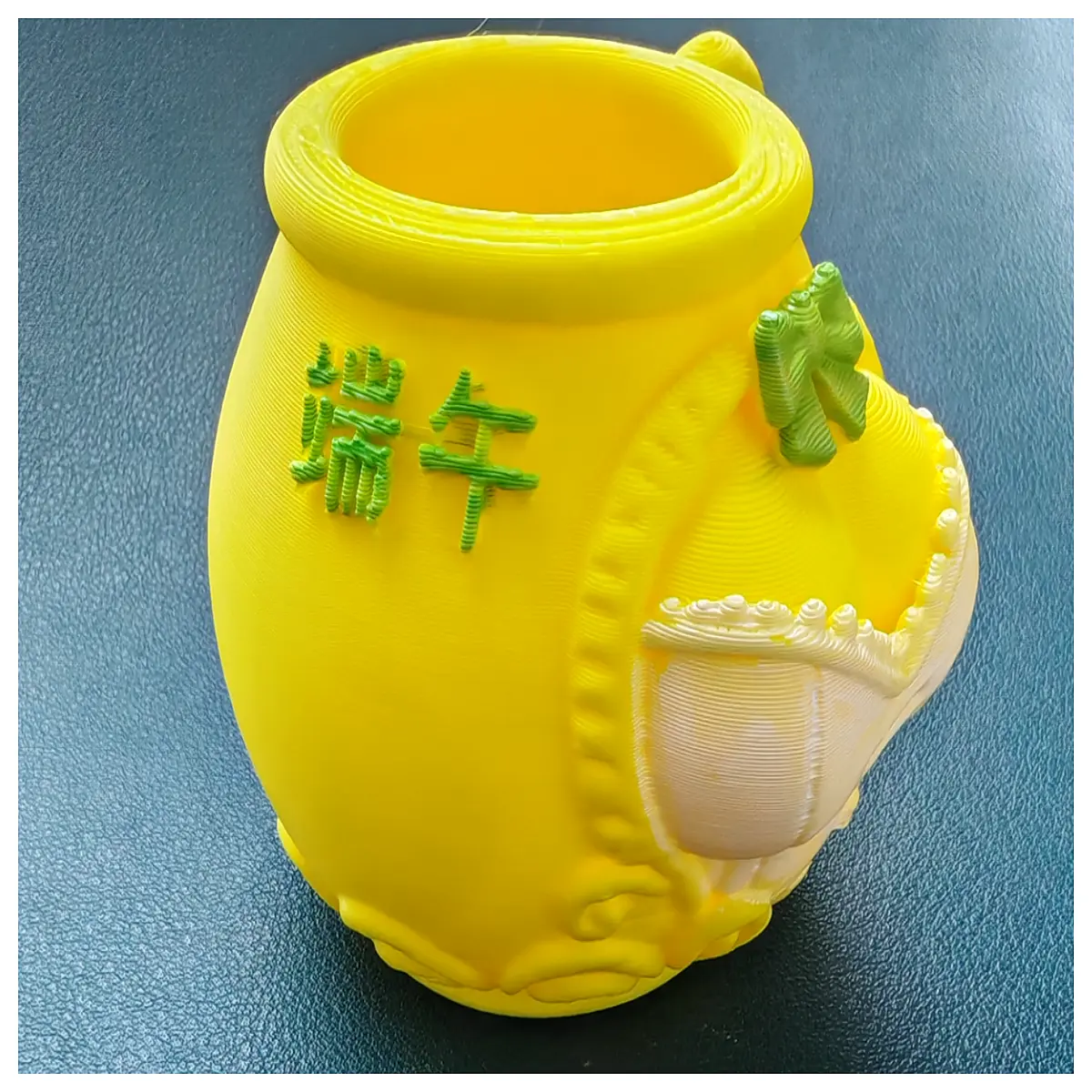 Dragon Boat Festival Water Bottle Pen Holder Carving Girl Figurine Decoration Festival Gift Memorial Gift