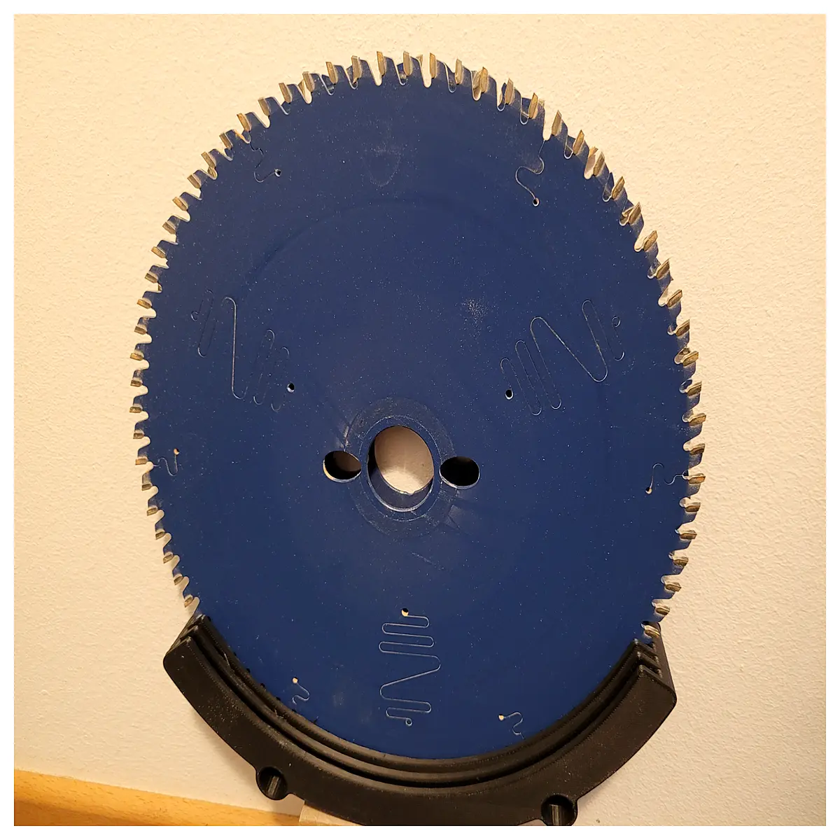 Saw Blade Wall Mount Holder 254250mm Wall Mounting Cutting Tool Accessory Saw Storage Wall Edge Installation