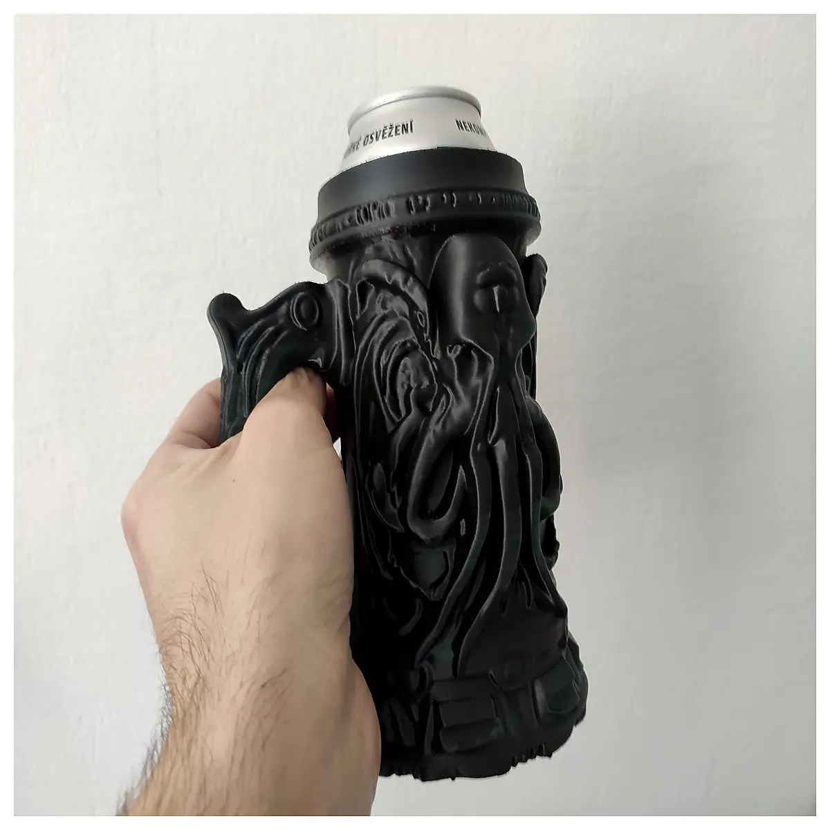 cthulhu mug for 12oz beer can holder lovecraftian horror decor gamers and fantasy fans