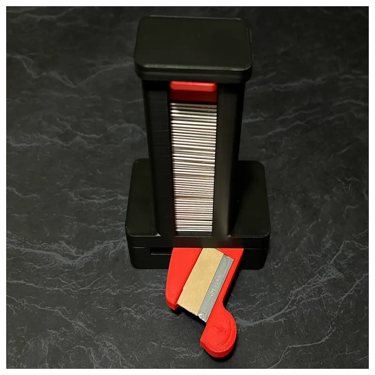 Blade Organizer Holder Blade Storage Accessory Blade Dispenser Tool Replacement Blades