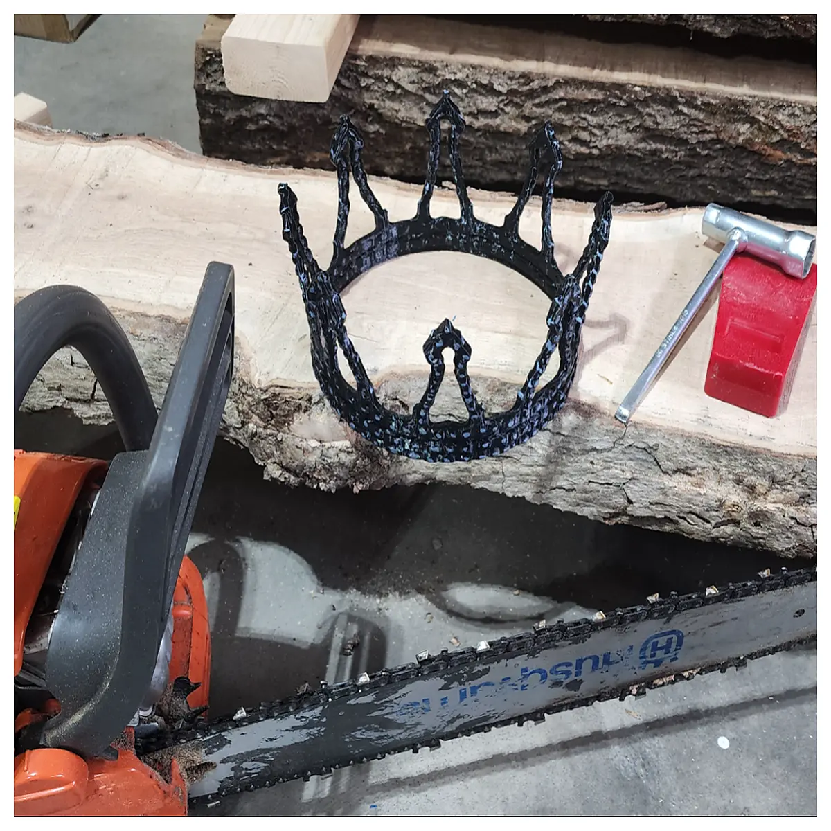 chainsaw safety crown ear protection hearing protection noise reduction muffs for lumberjack logging work