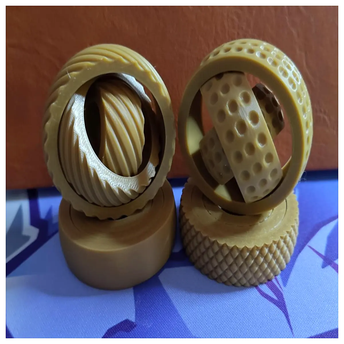 Infinite Rotating Ring Stress Toy Anxiety Relief Calming Fidget Toy Brain Teaser Puzzle