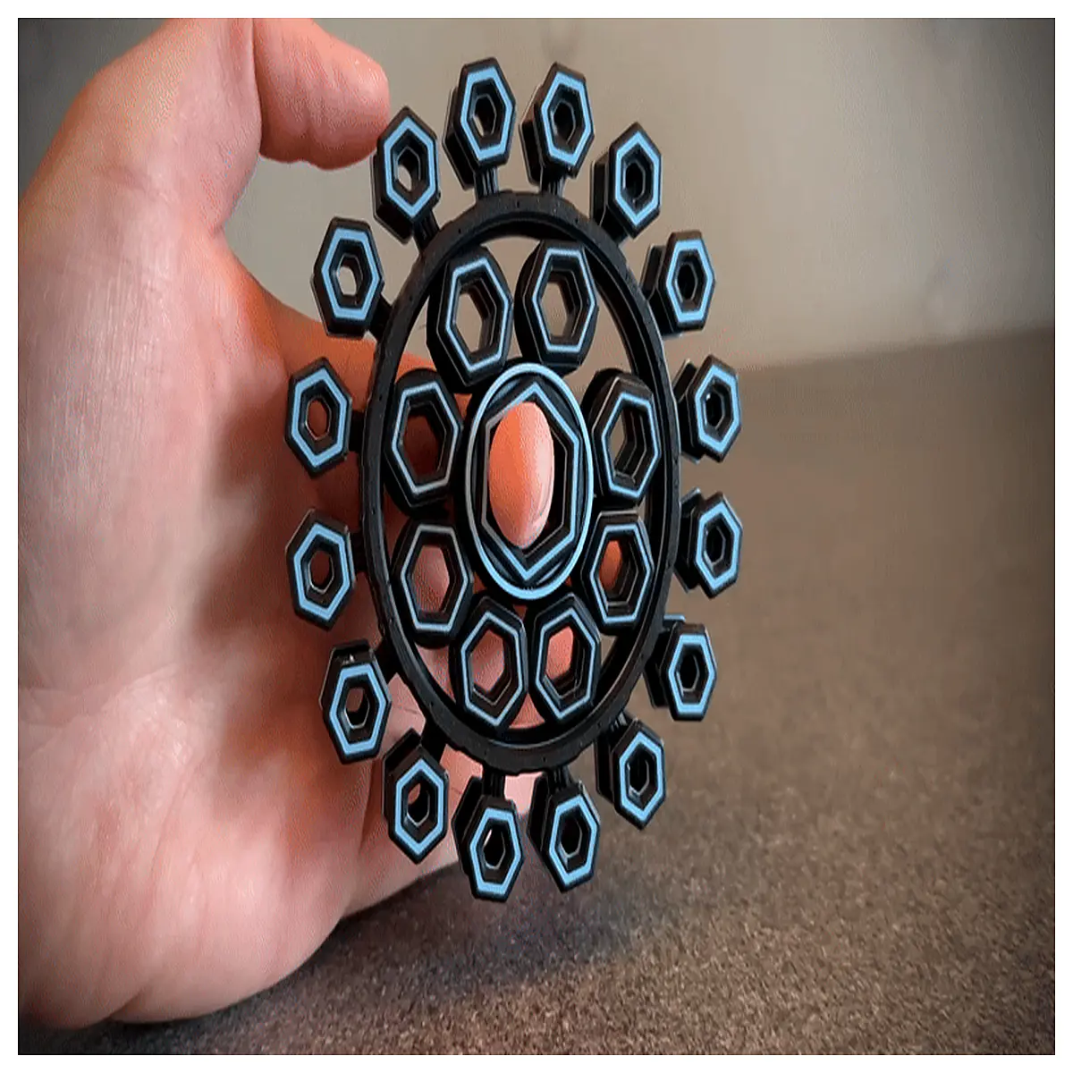 Hexagonal Rotating Puzzle Toy Stress Relief Fidget Toy Decompression Game Brain Teaser Anxiety Relief