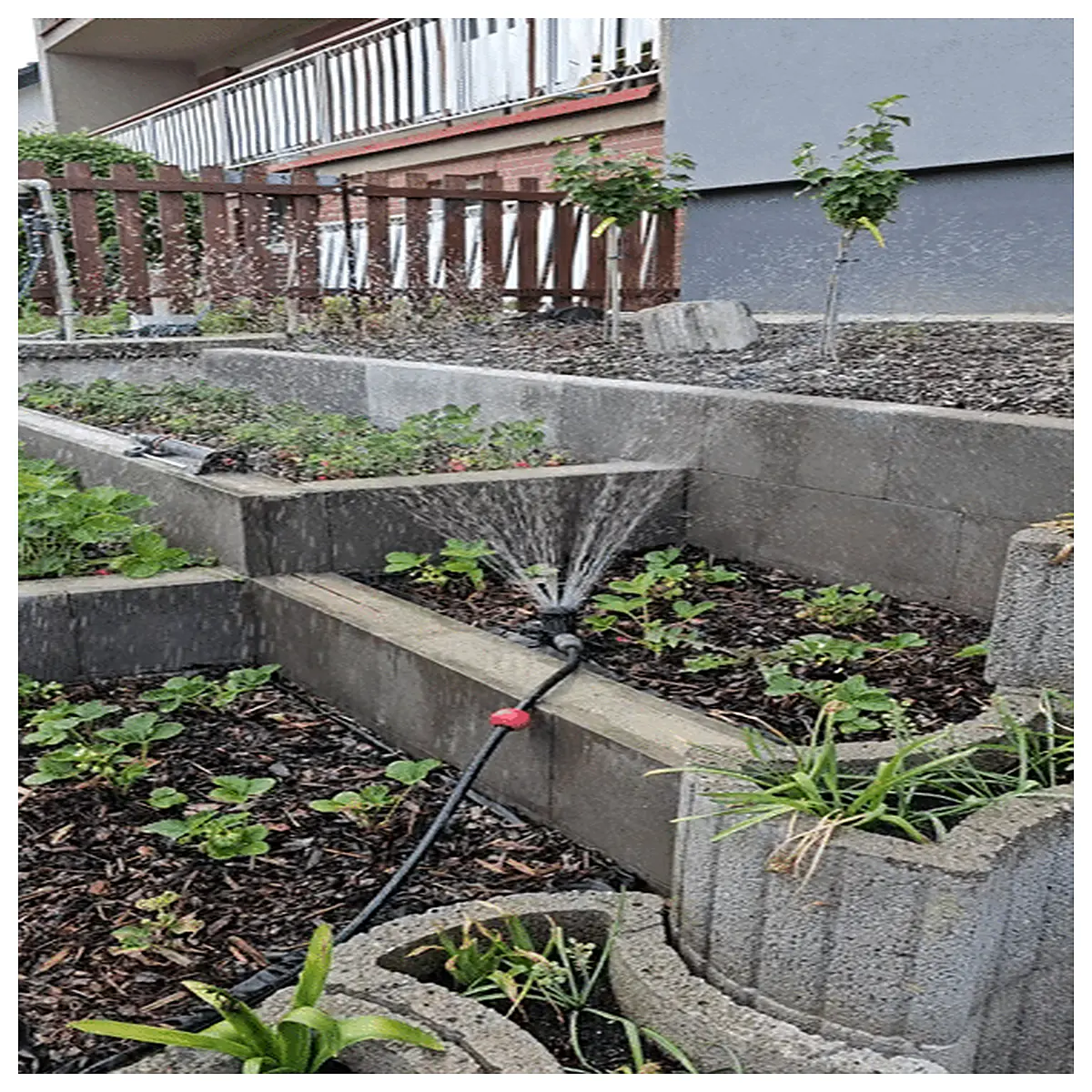 Flow Control Garden Sprinkler Smart Irrigation System Water Saving Sprinkler Garden Watering Equipment Garden Irrigation Accessories