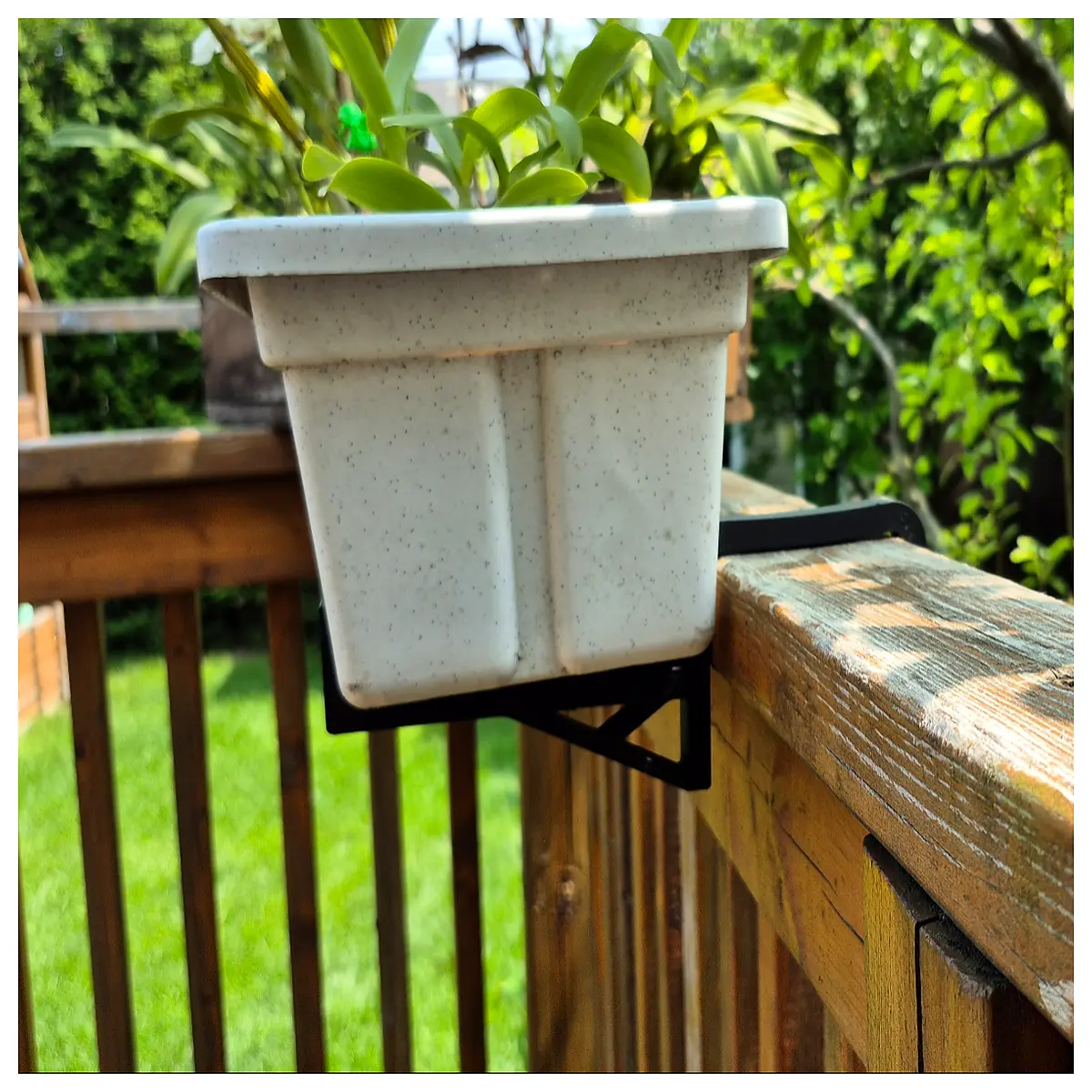 Clamp Flower Pot Holder Support Bracket Garden Support Planter Stand Fence Support Stabilize Gardening Accessories