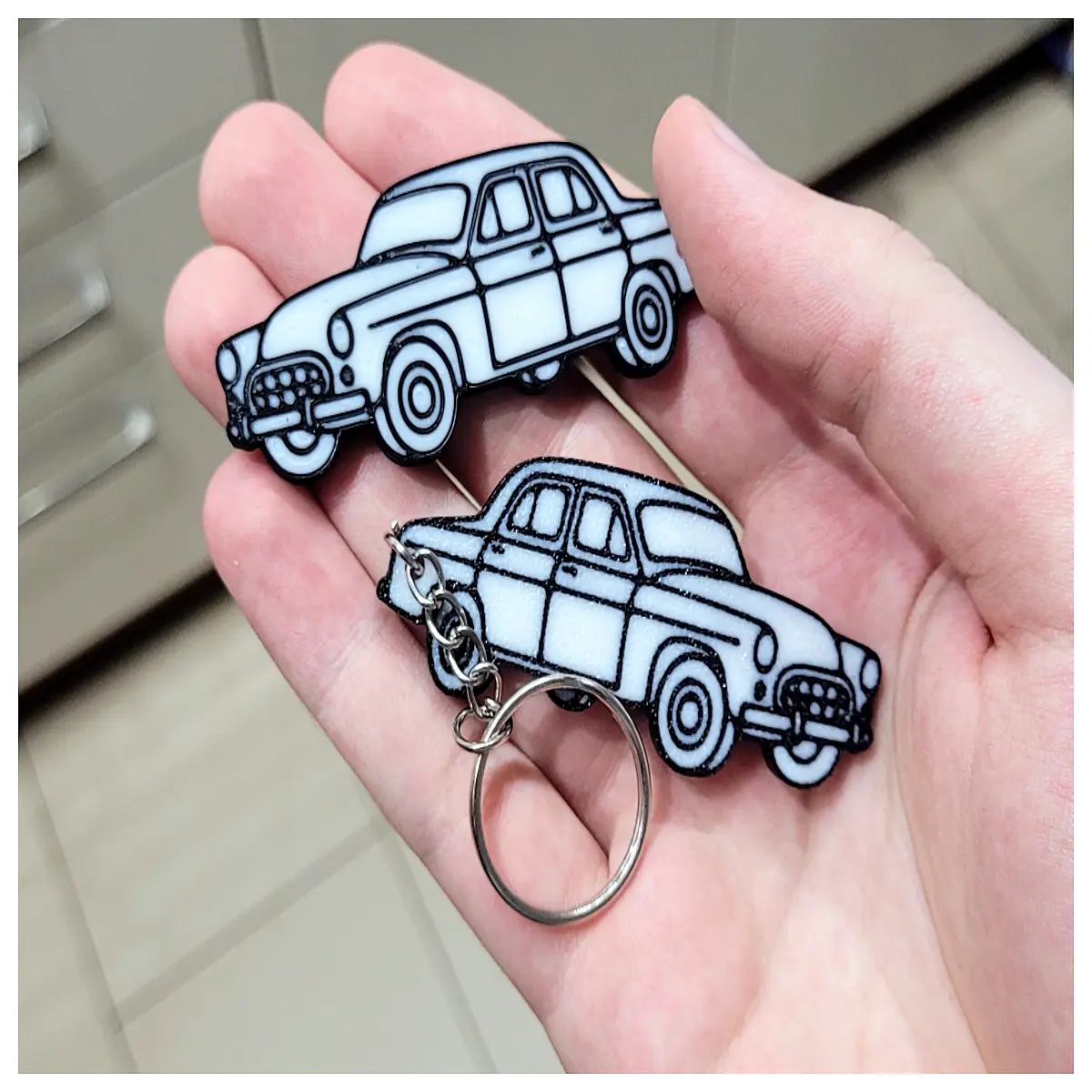 FSO Warsawa 223 Keychain Classic Polish Car Accessory Car Decoration Keychain Parts Car Collectibles