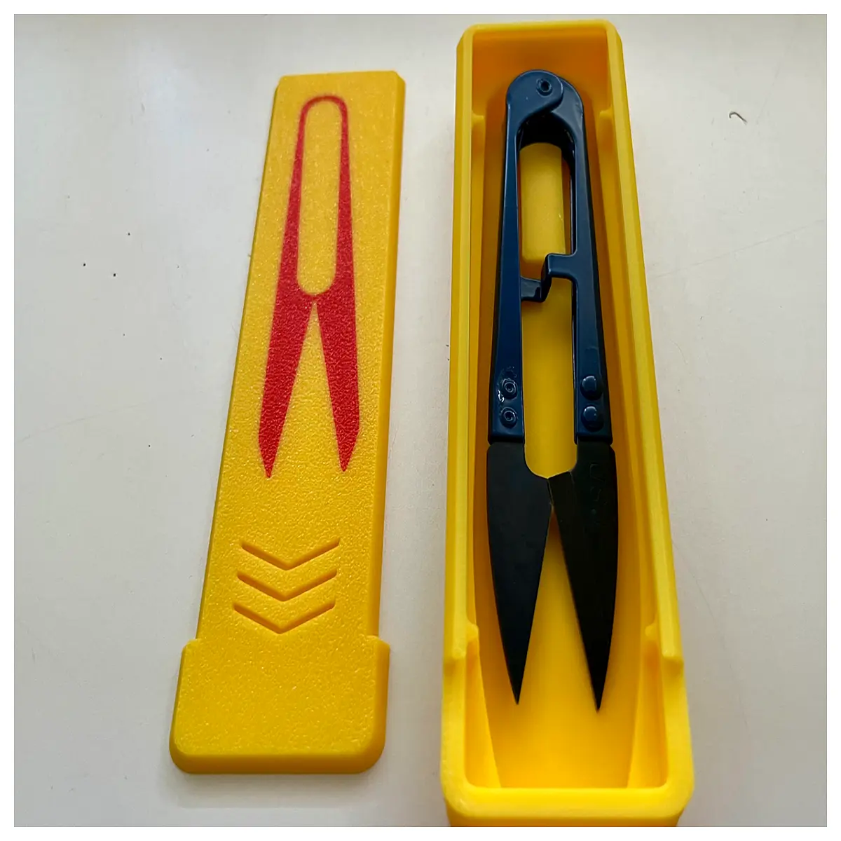 duty wire cutting pliers set with case for electrician