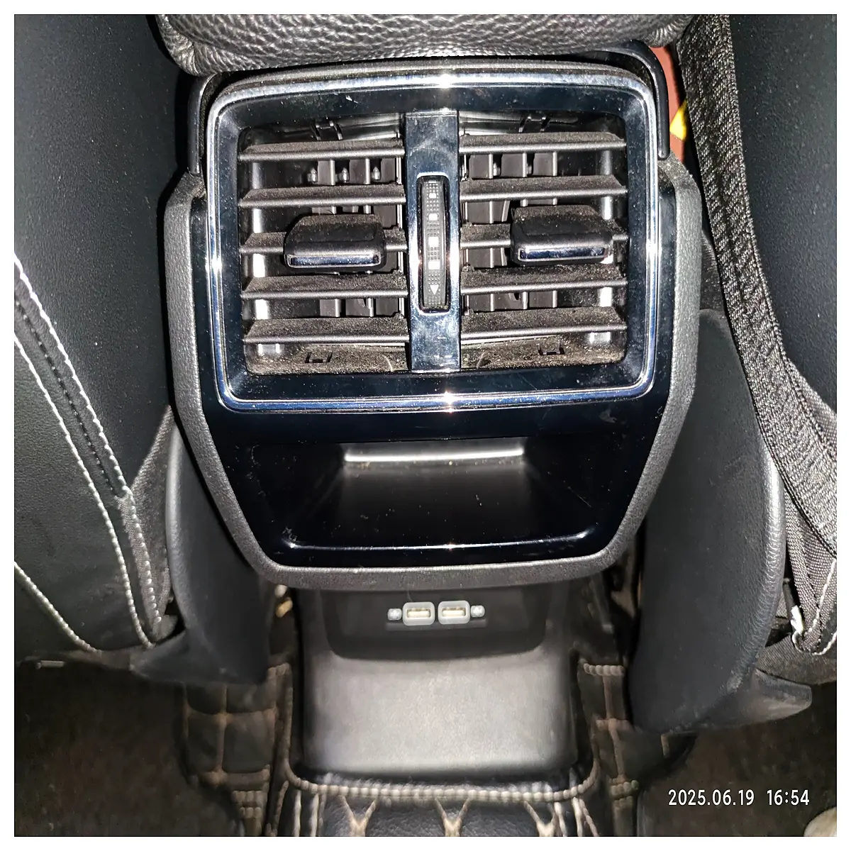 Car Trash Can Holder Mounting Accessories for Vehicles Trash Can Support Auto Parts Bracket