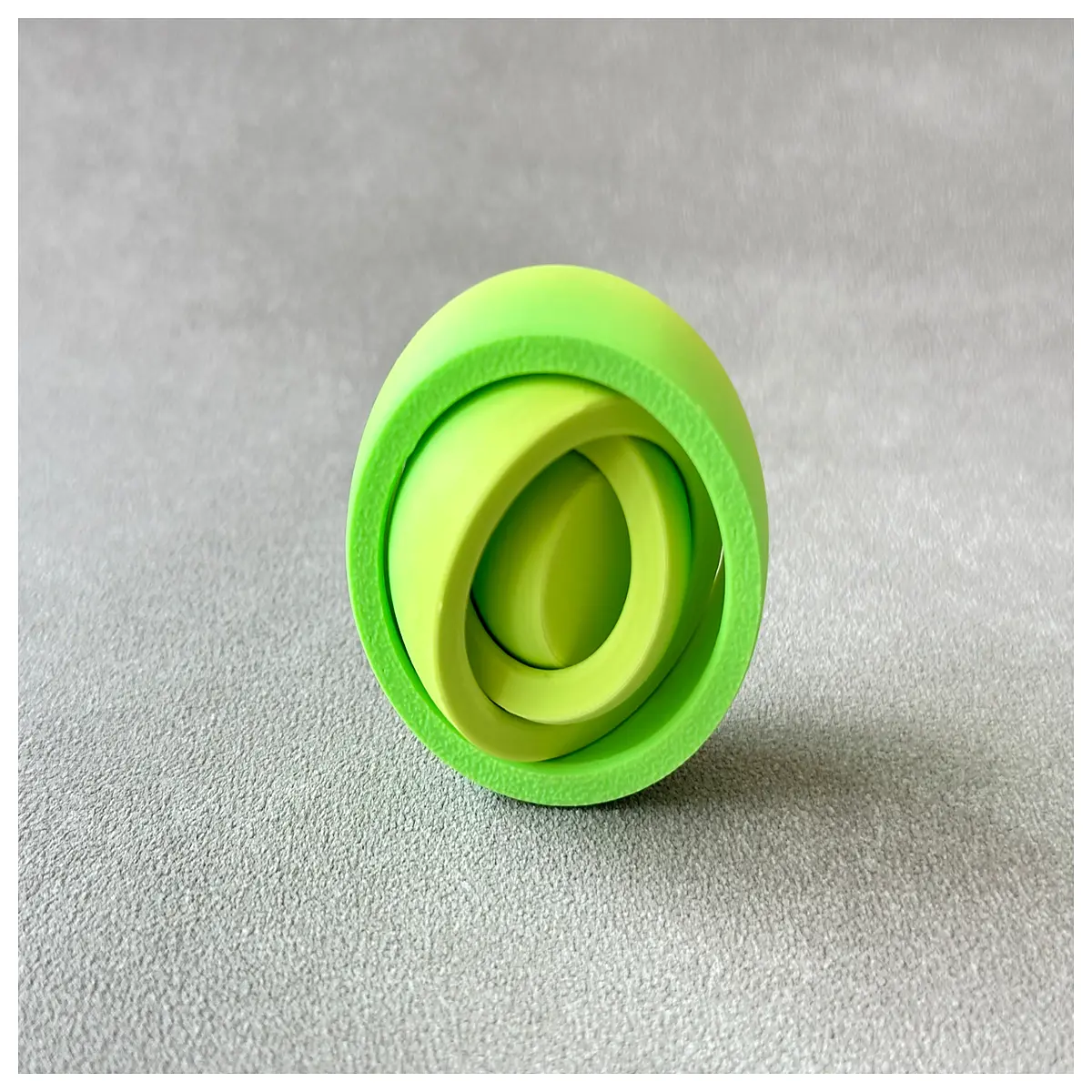 Quad Ring Spin Decompression Toy Stress Relief Fidget Toy Calming Spin Relax for Anywhere