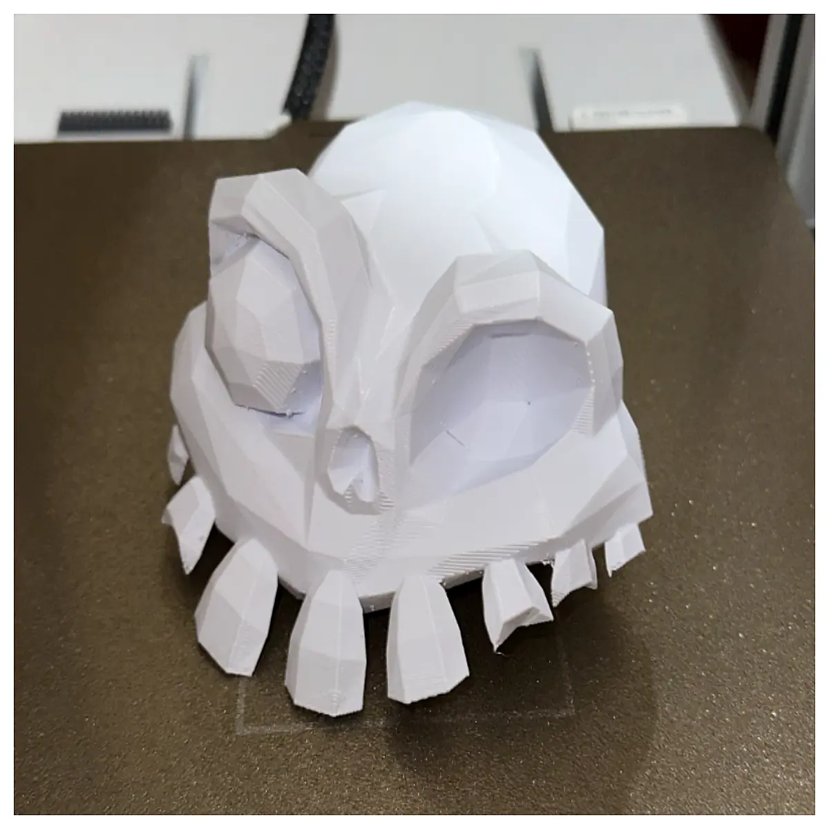 Daniel Foote Esquire Ghost House Phantom Skull Model Horror Collection Gothic Art Decor Skull Figurine Dark Arts Collectible