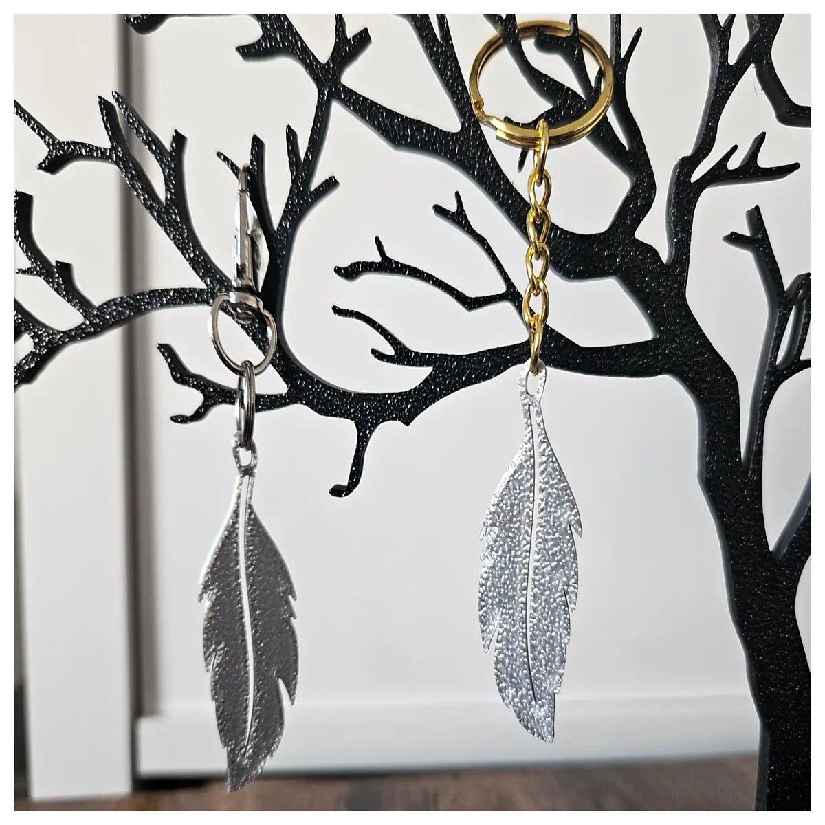 Feather Decoration Lightweight Feather Charm Creative Gift Home Decor Feather Accessories Small Decorative Piece