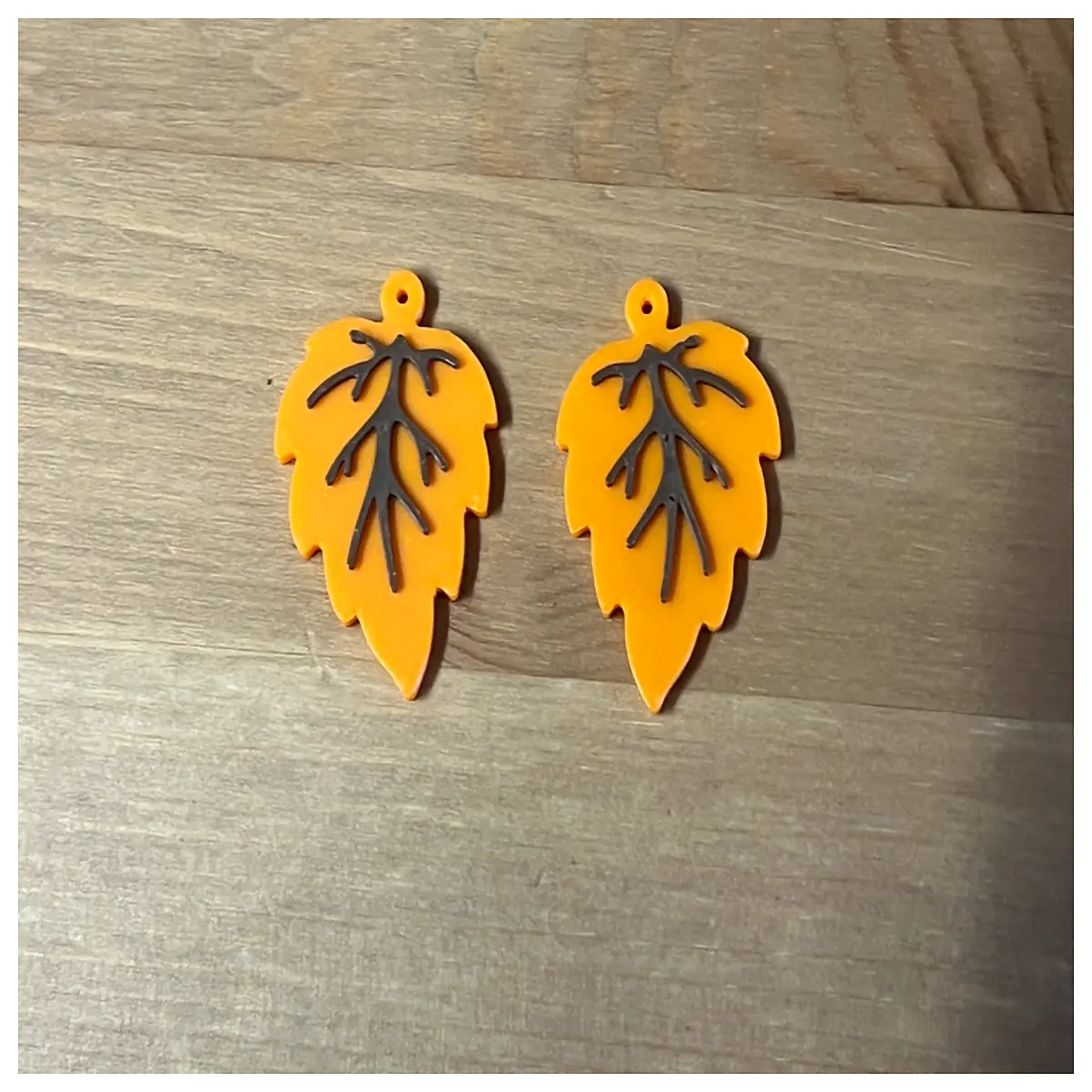 Leaf Earrings Women s Elegant Feather Earring Delicate Accessories Graceful Ear Stud Fashion Jewelry Romantic Design