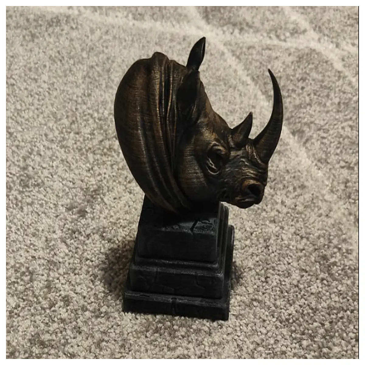Rhino Figurine With Base Realistic Stone Effect Desktop Decoration Creative Gift Animal Sculpture Office Home