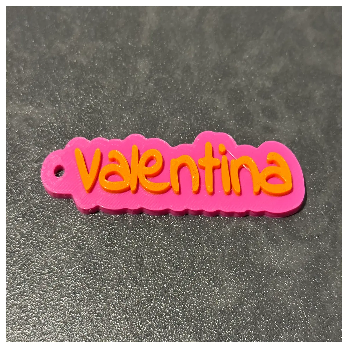 Valentina Keychain Elegant Keyring Car Bag Accessory Personalized Decoration Key Holder Simple Design