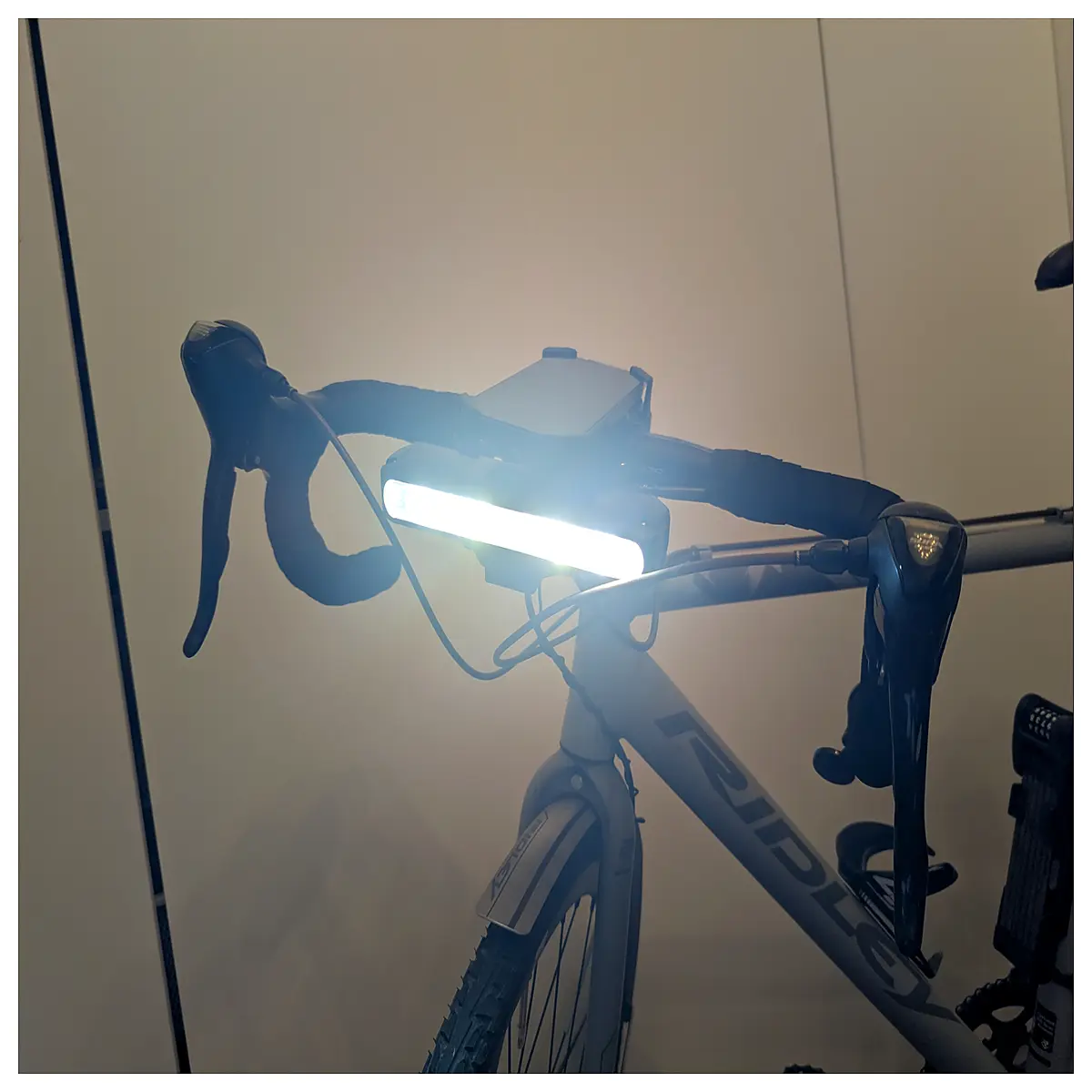 Gravel Bike Night Ride Phone Mount Bike Adapter Phone Holder Cycling Accessory Outdoor Riding Mount