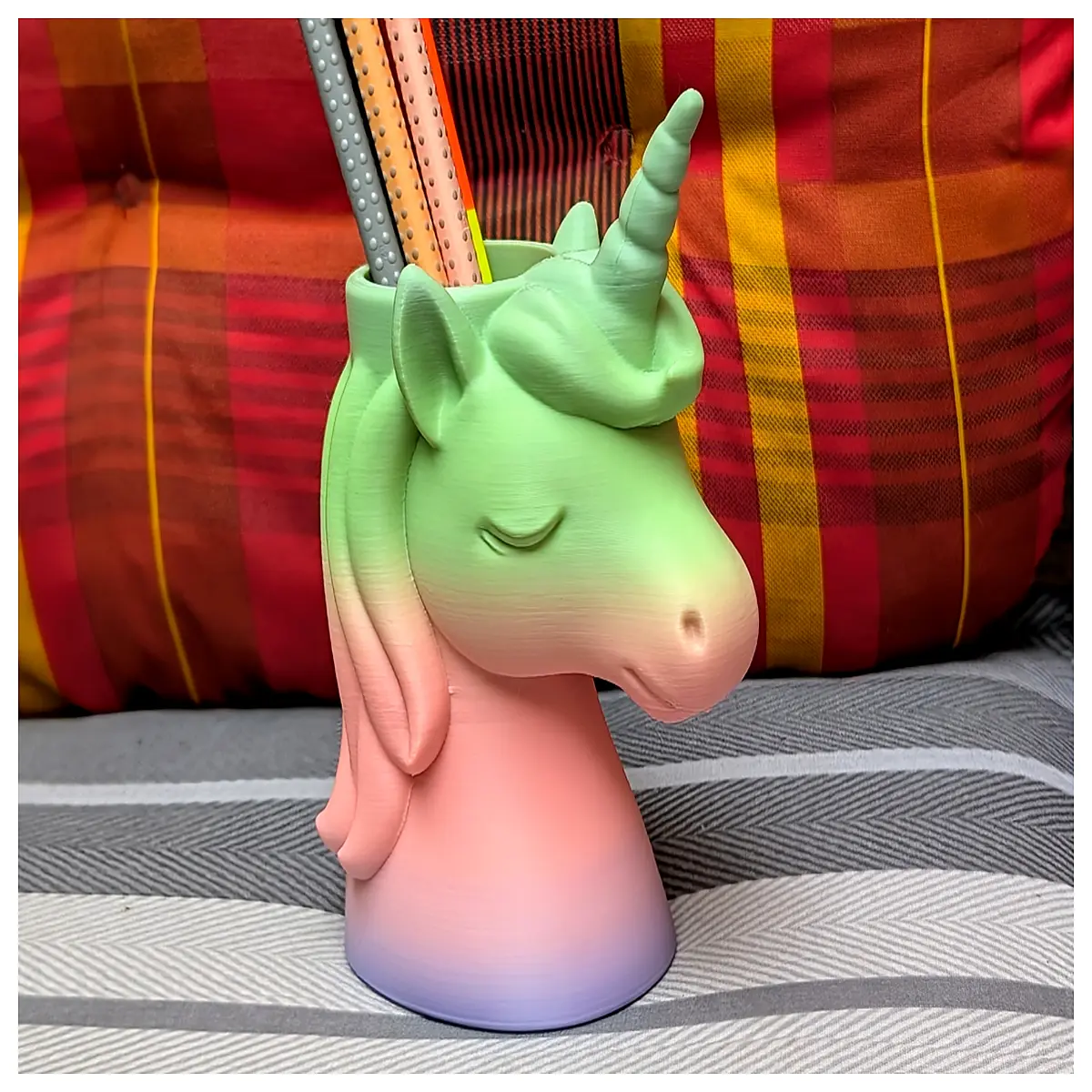 Pencil Holder Creative Desk Decor Toy Storage Girl Gift Decoration Anime Accessory