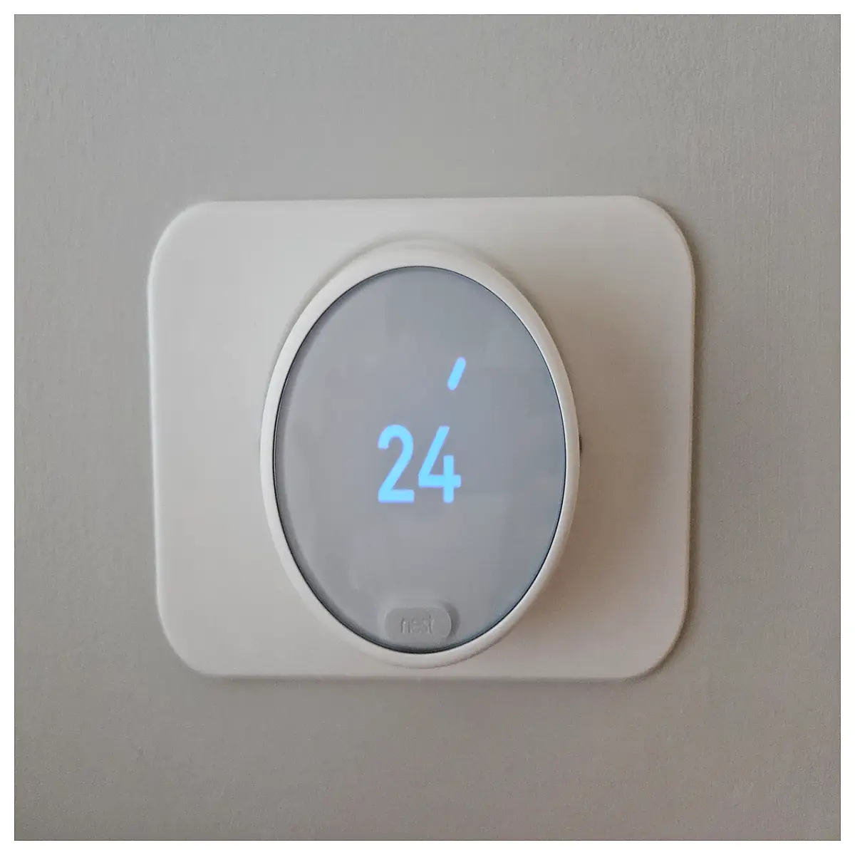 SimpleComfort to Nest Thermostat Adapter Decorative Panel Smart Home Decor Enhance Aesthetics Compatible with Nest Easy Installation