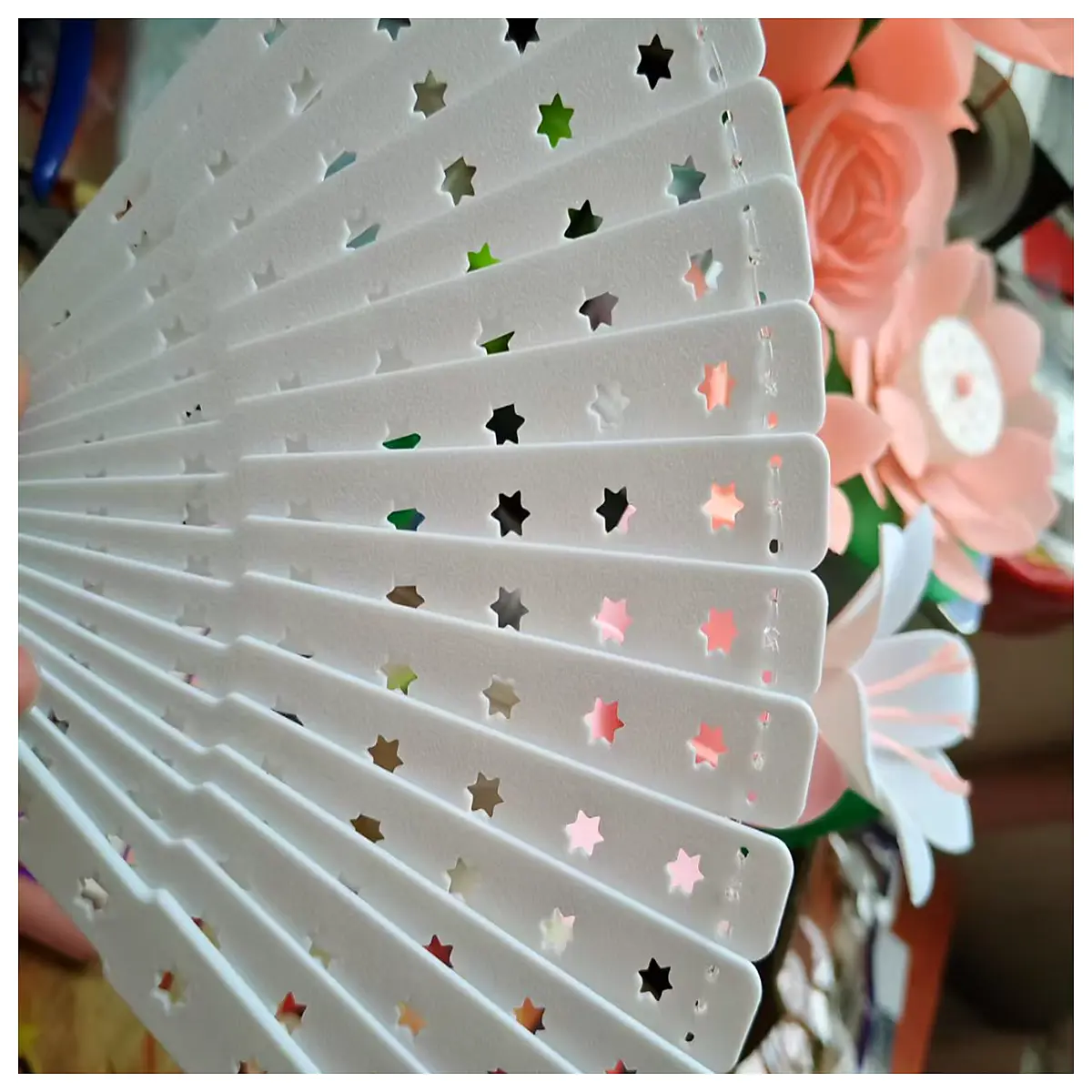 Folding Handheld Folding Traditional Craft Festival Gift Party Decoration Mini