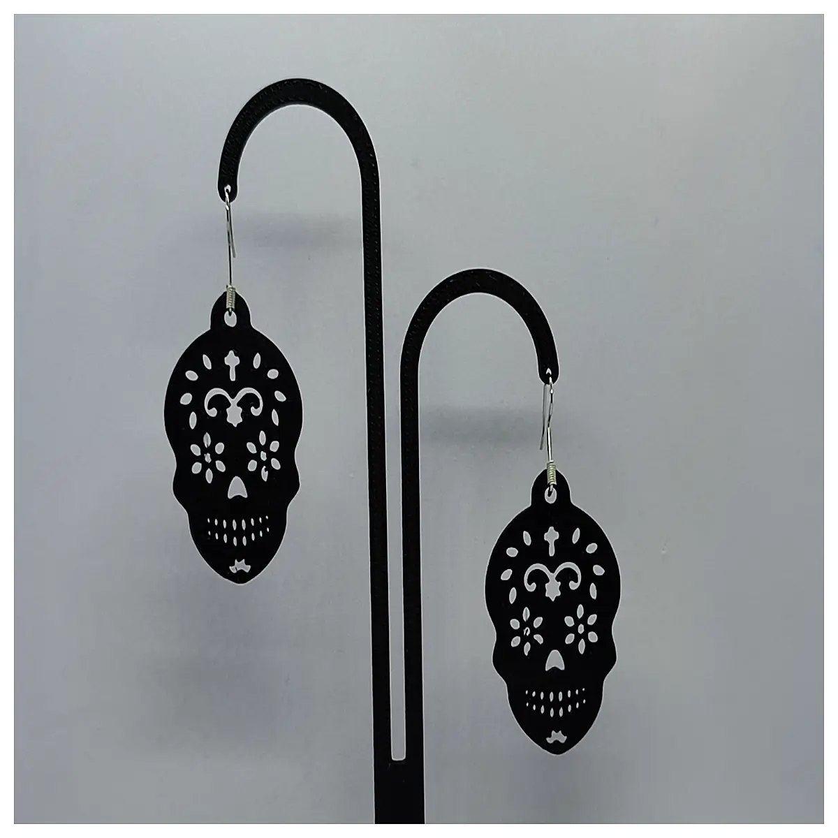 Sweet Skull Earrings Women Cute Black Bone Earring Gothic Jewelry Accessory Trendy Fashion Gift
