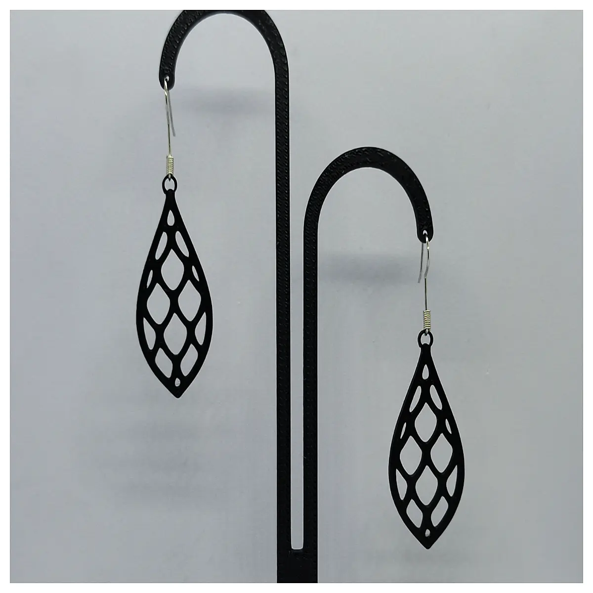 Red Tear Drop Earrings Women s Style Synthetic Crystal Earring Romantic Elegant Fashion Jewelry Tear Drop Shape Accessories