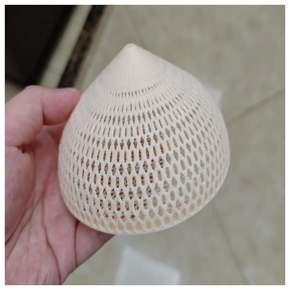 Aquarium Hideout Decoration Floating Multi Function Cave Landscape for Peacock Fish Shrimp Hideout Aquarium Accessories Viewing Fish Parts