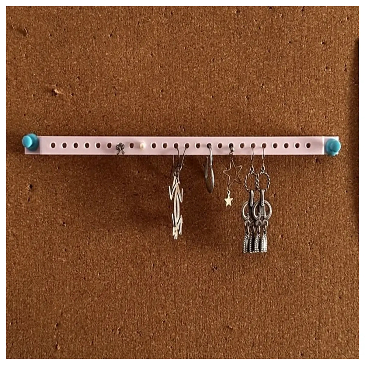 Bulletin Board Earring Organizer Wall Mounted Earring Storage Jewelry Accessory Holder Creative Home Decor