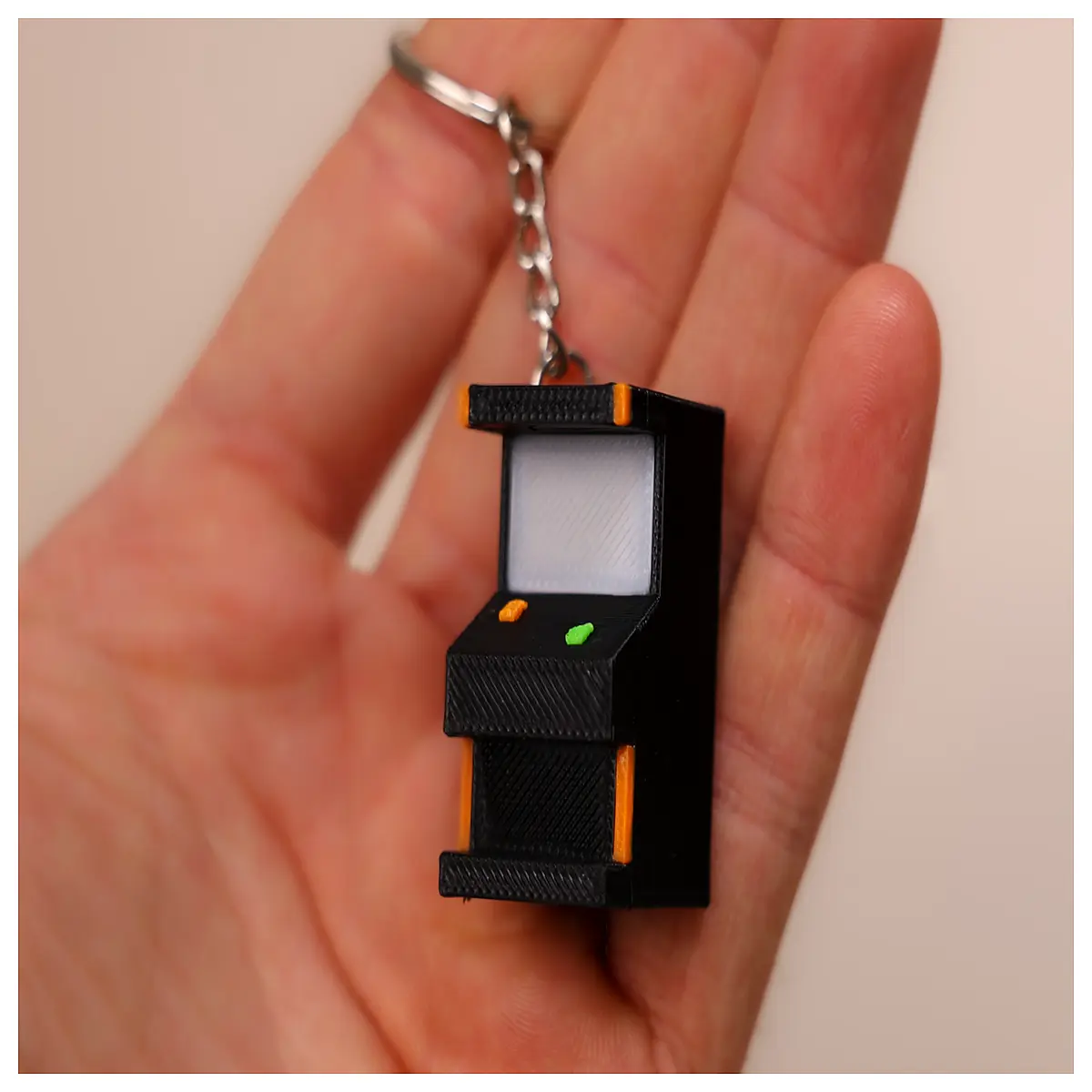 Arcade Keychain Mini Retro Game Controller Accessory Game Collector Gift Arcade Keyring Game