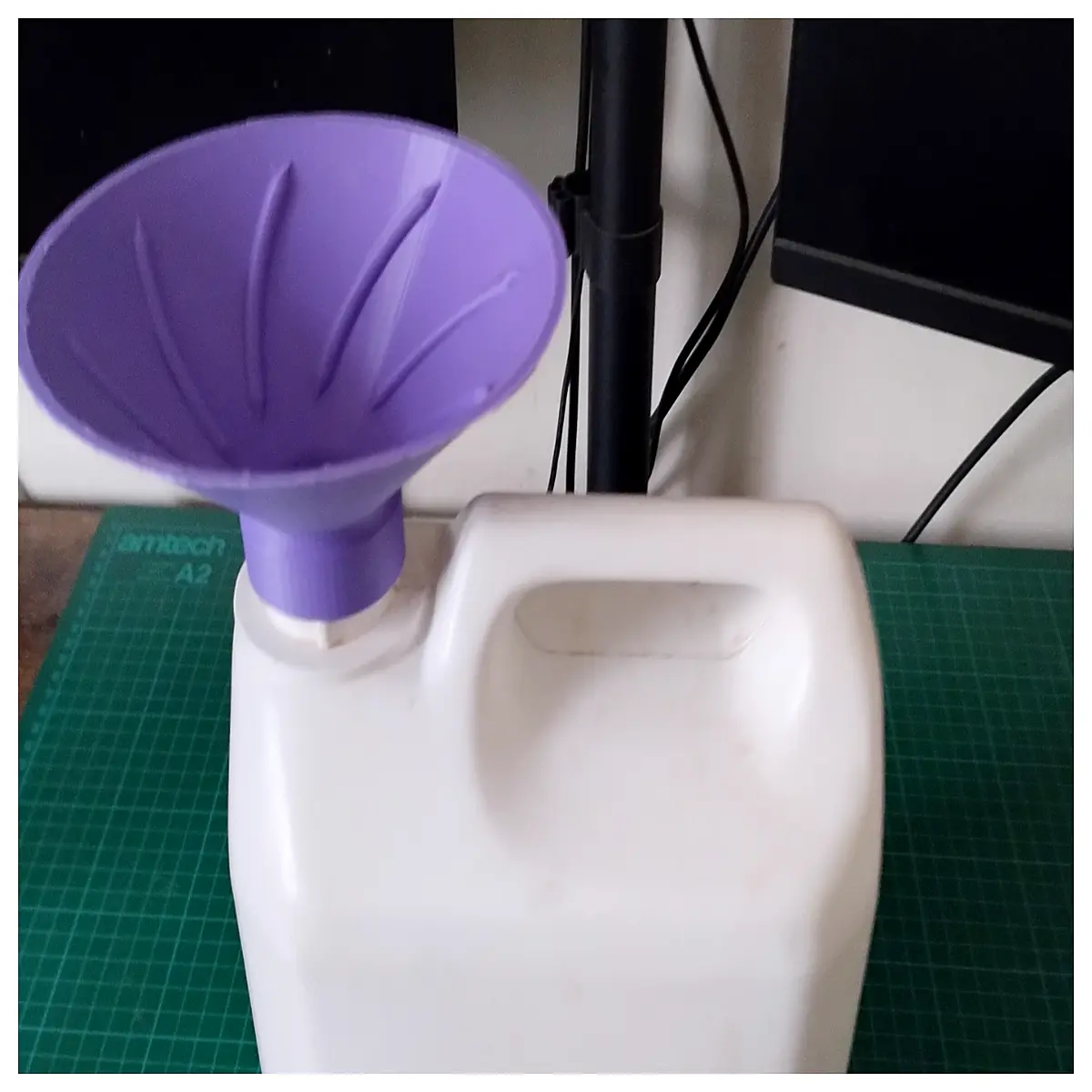 5 Liter Pouring Container Liquid Transfer Vessel Kitchenware Baking Supplies Precise Flow Control