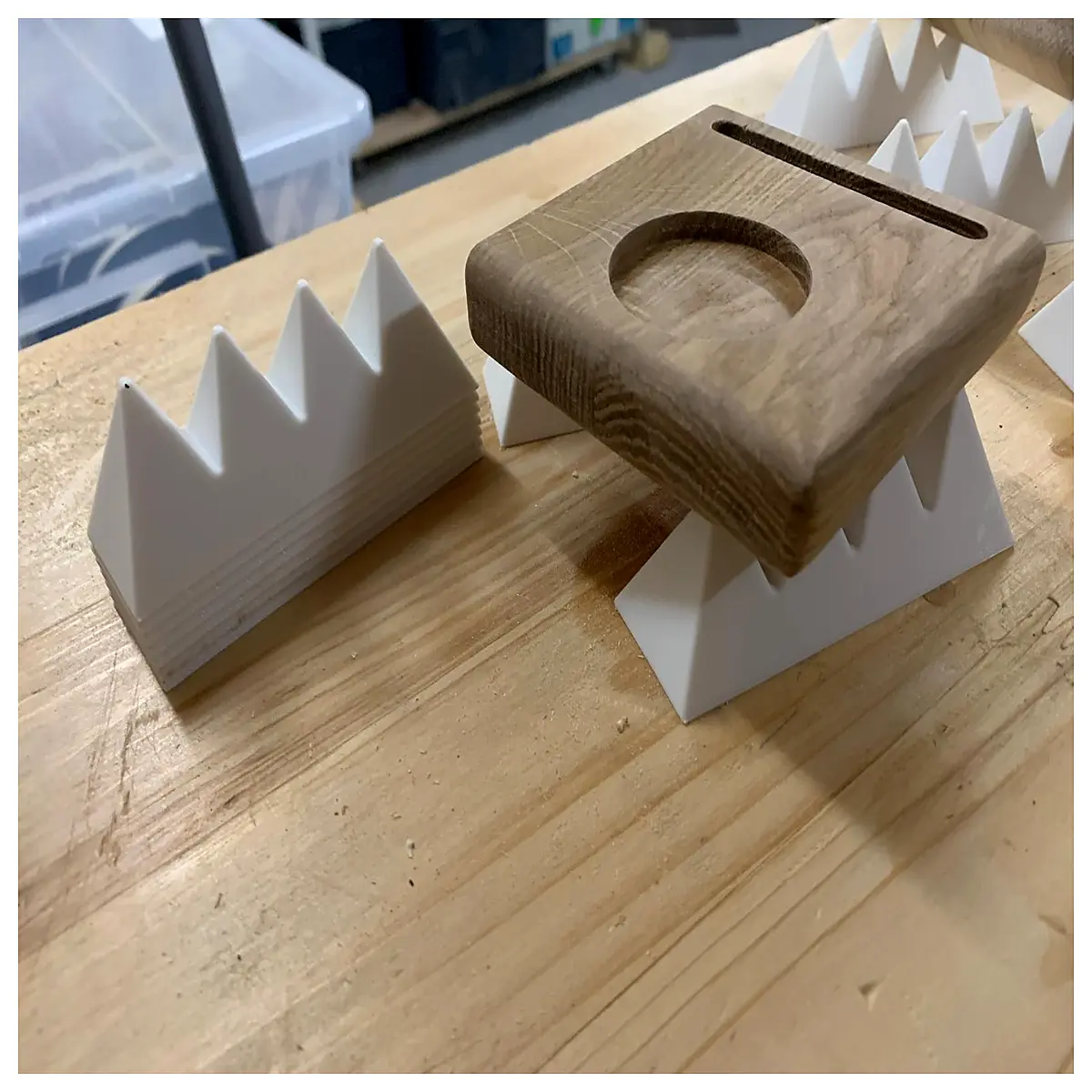 stackable triangle for painters sprayers paint booth accessories