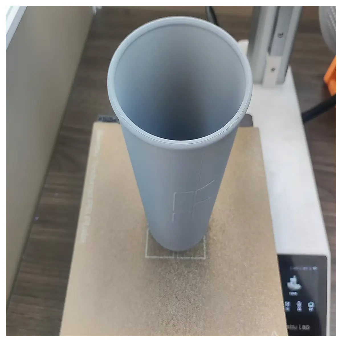 small desk trash can for coffee cups office desktop waste bin with lid compact cubicle garbage holder