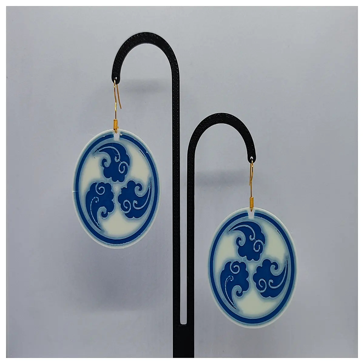 navy stripe earrings nautical style anchor charm drop earrings for women summer beach vacation outfit accessories