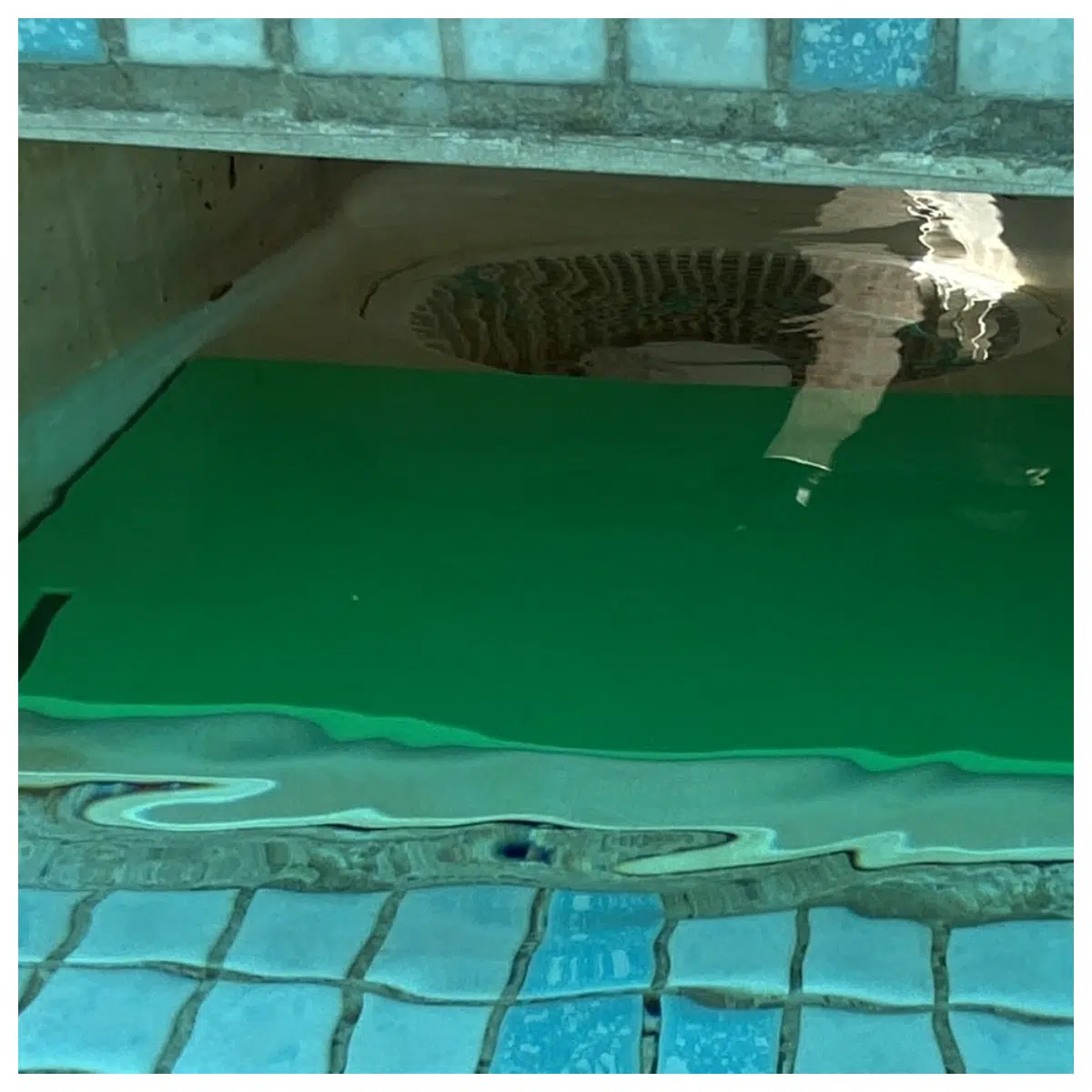 Embedded Jacuzzi Scum Washer Overflow Weir Jacuzzi Cleaner Water Scale Remover Bathroom Fixture Drain Valve