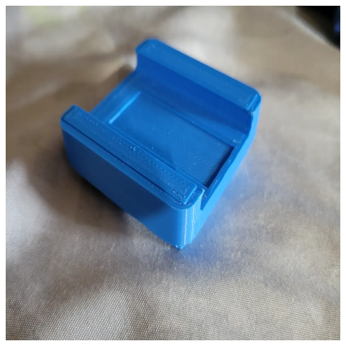 printed gridfinity to sd card adapter holder for storage organization