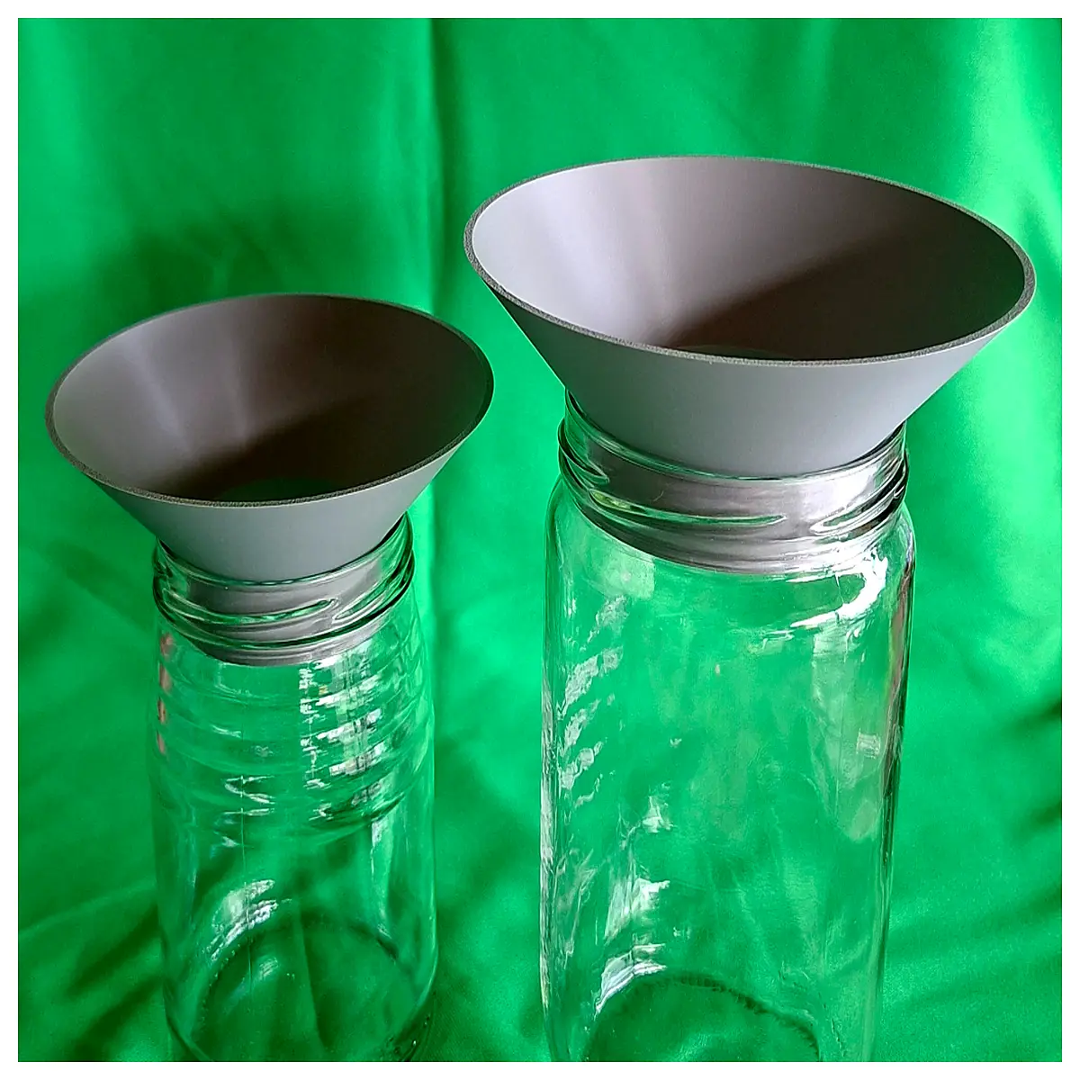 Filling Funnel for Cans Pouring Bucket Tools Funnel for Bottles Funnel Easy to Use Filling Accessories