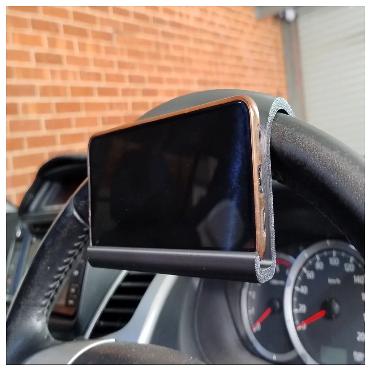 Car Phone Mount Dashboard Phone Holder Mobile Phone Holder Car Mount Bracket Phone Stand Accessory