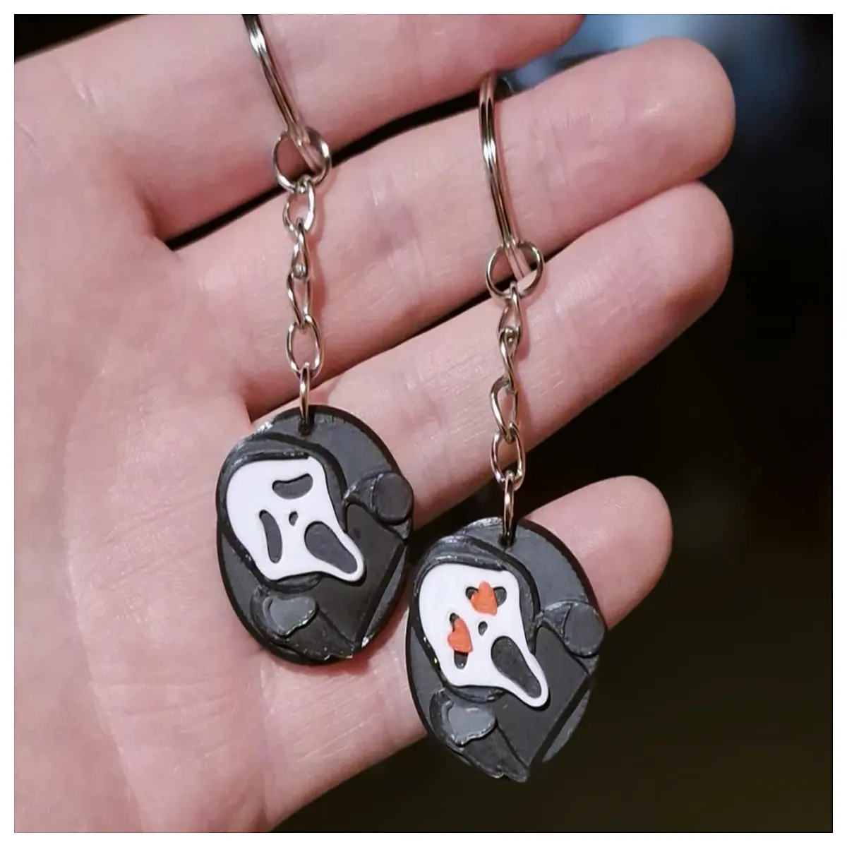 Zombie Keychain 2 Versions Horror Character Decoration Gag Gift Anime Accessory Ghost Collection Keyring Charm