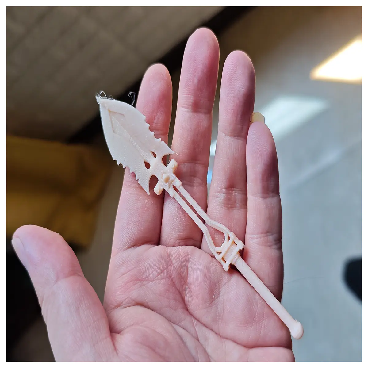 Kids Toy Shovel 3D Printed Model Hand Figure Display Piece One Touch Printing Enlarged Model Mini Toy