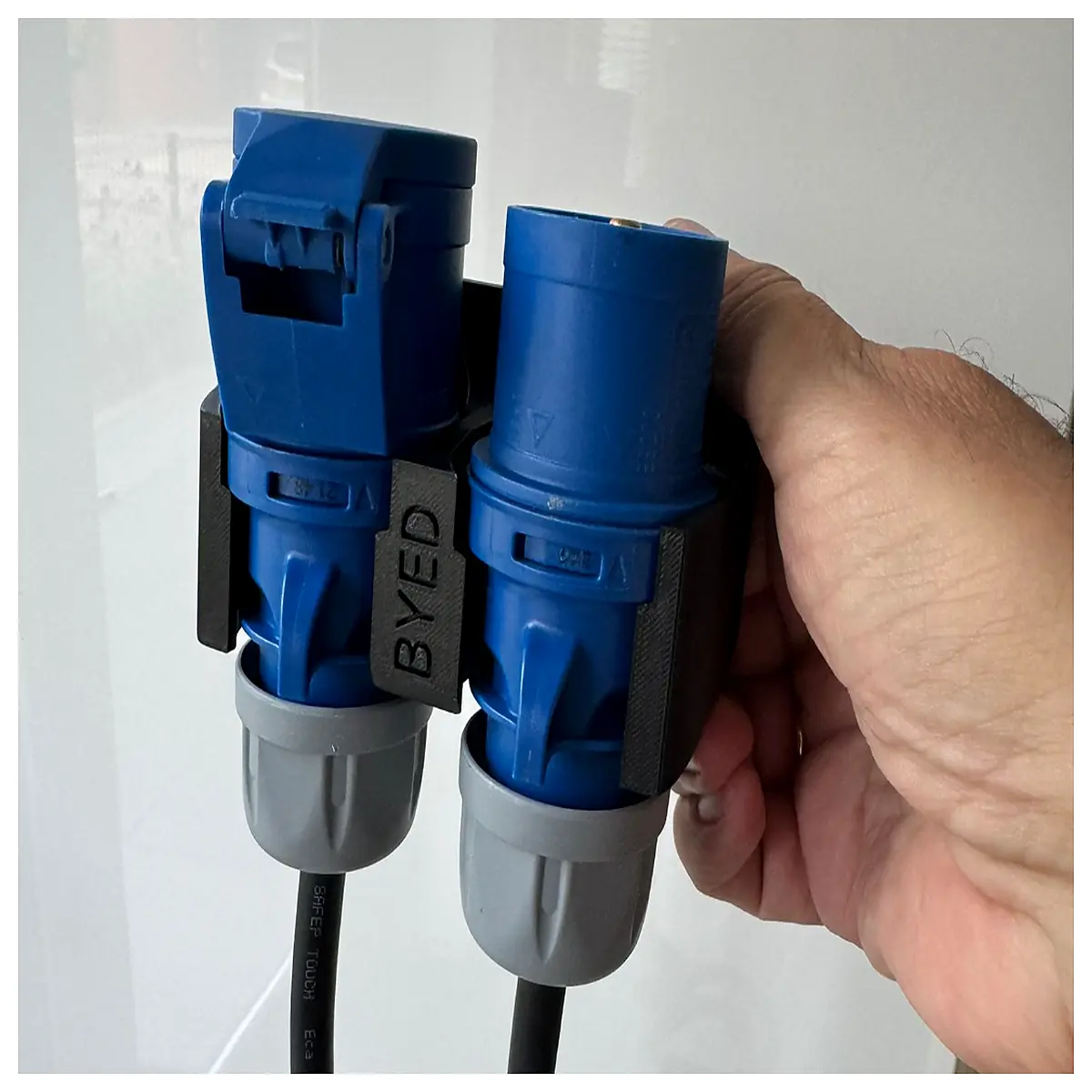 CEE Adapter Bracket RV Camping Car Accessory Car Power Socket Holder Outdoor Equipment Support