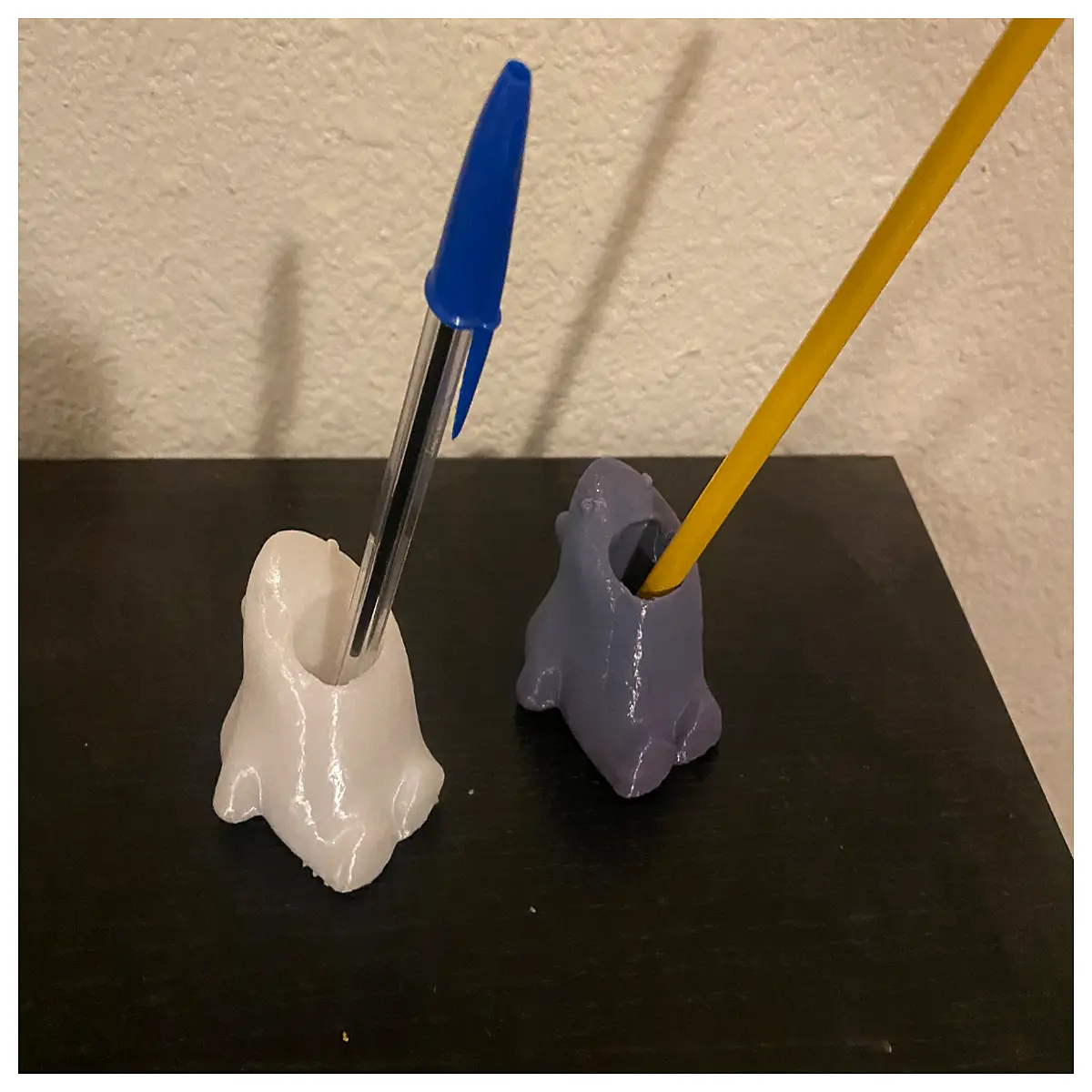 Shark Pencil Holder Creative Desktop Organizer Fish Shape Pen Case Student Office Supplies Modern Gift