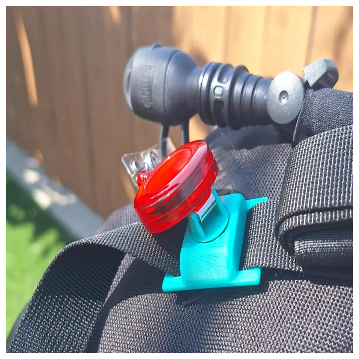 Backpack Hydration Pack Rotating Pivot Connector Outdoor Adventure Gear Accessories Hiking Water Bag Mount Hiking Water Bottle Connector