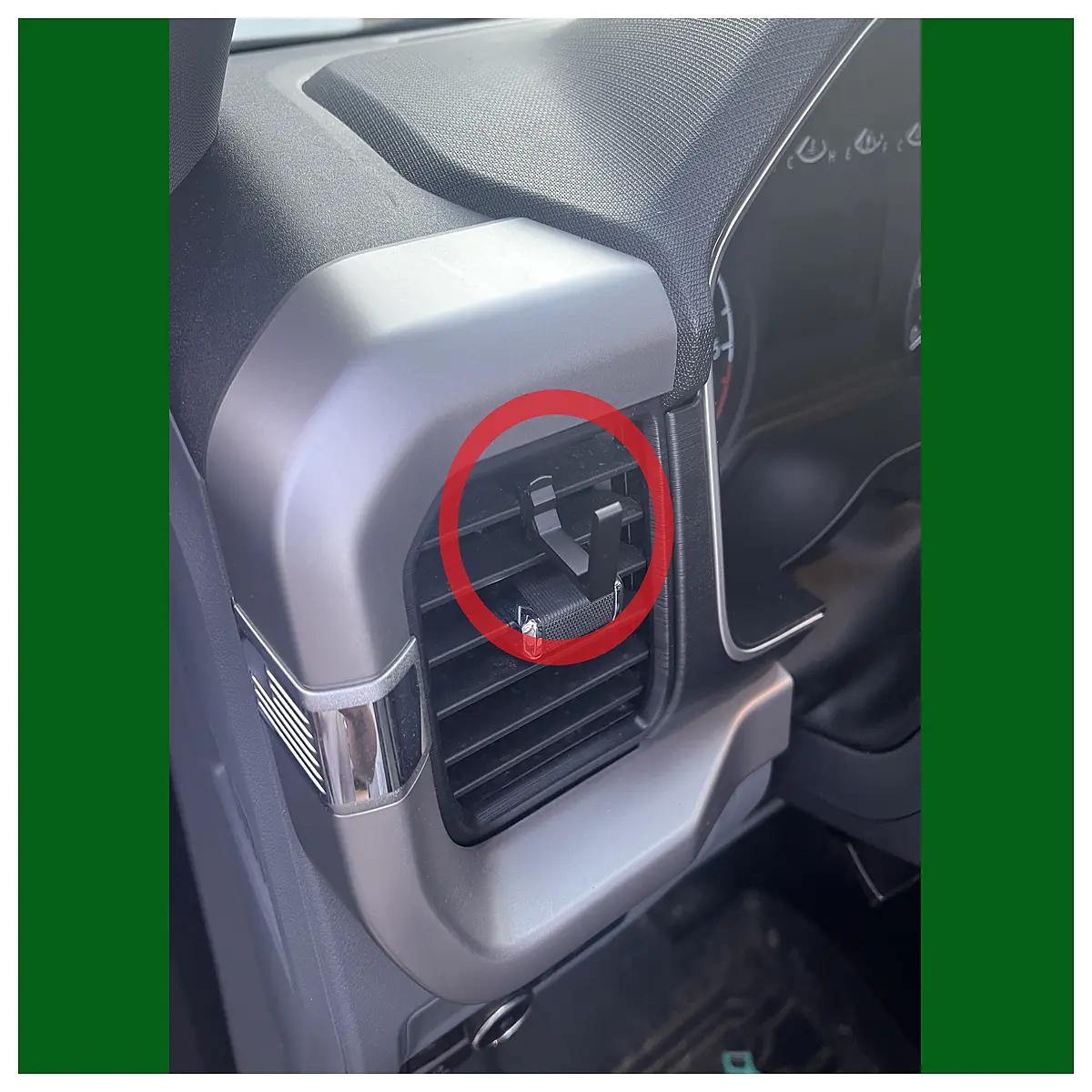 car air vent hanger clip hook organizer for coats jackets scarves bags travel accessories