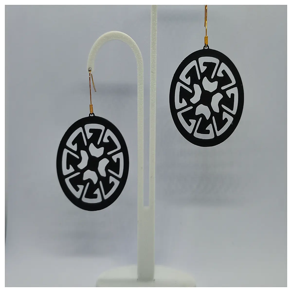 Polar Black Hoops Women s Black Up Earrings Trendy Fashion Jewelry Shining Hoop Party Gift