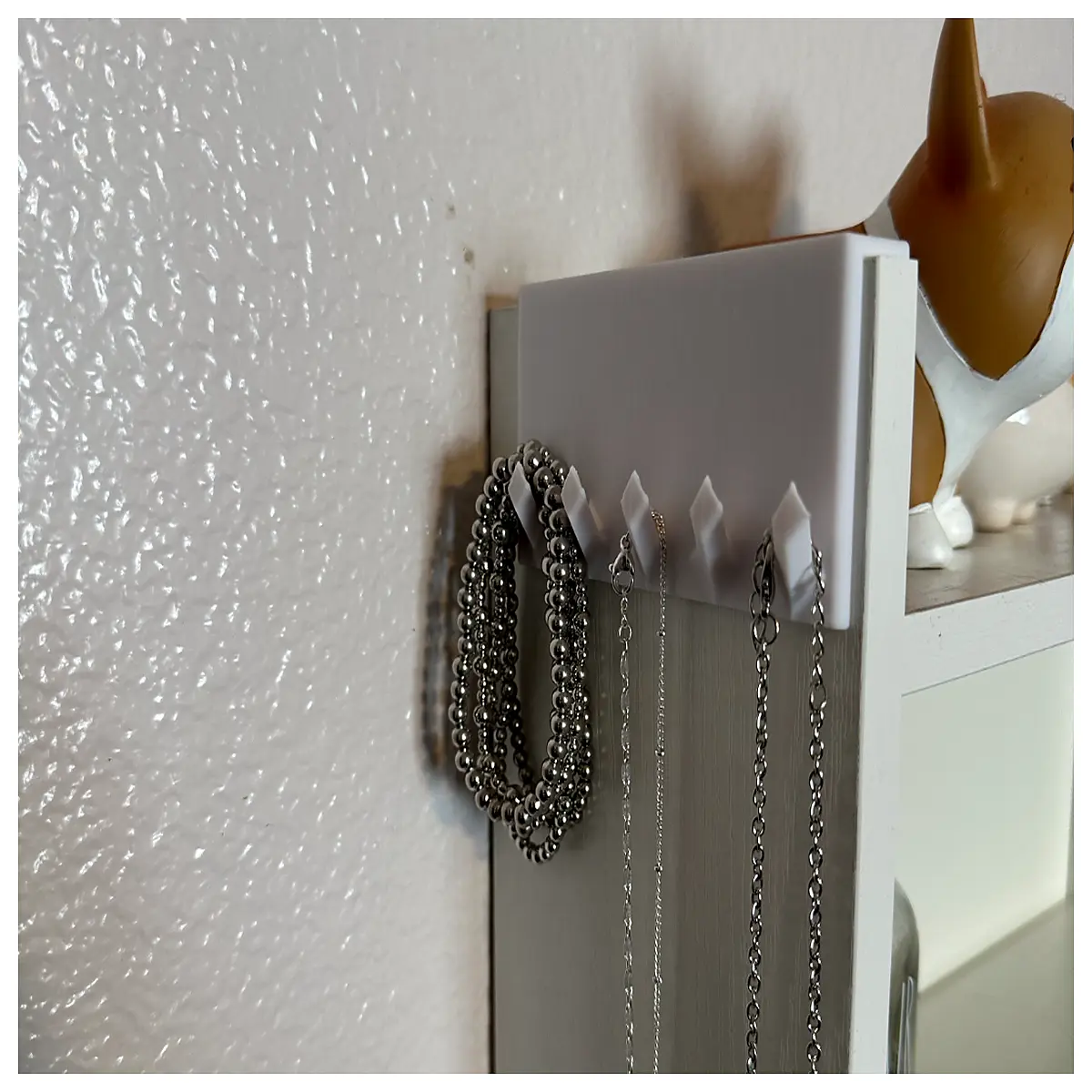 Necklace Organizer Simple Support Chain Jewelry Holder Display Case Your Precious Accessories
